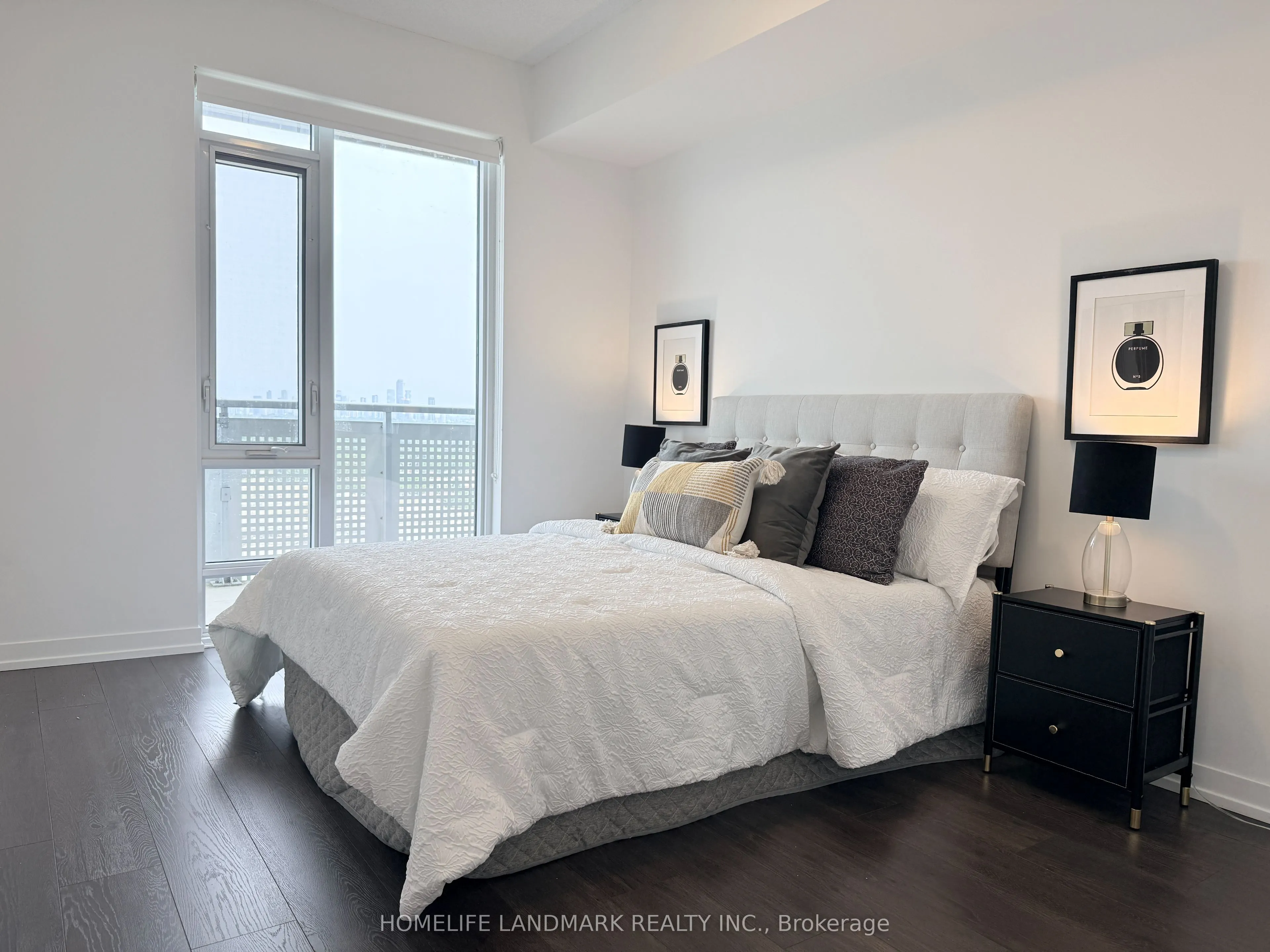 2520 Eglinton Avenue W #1211