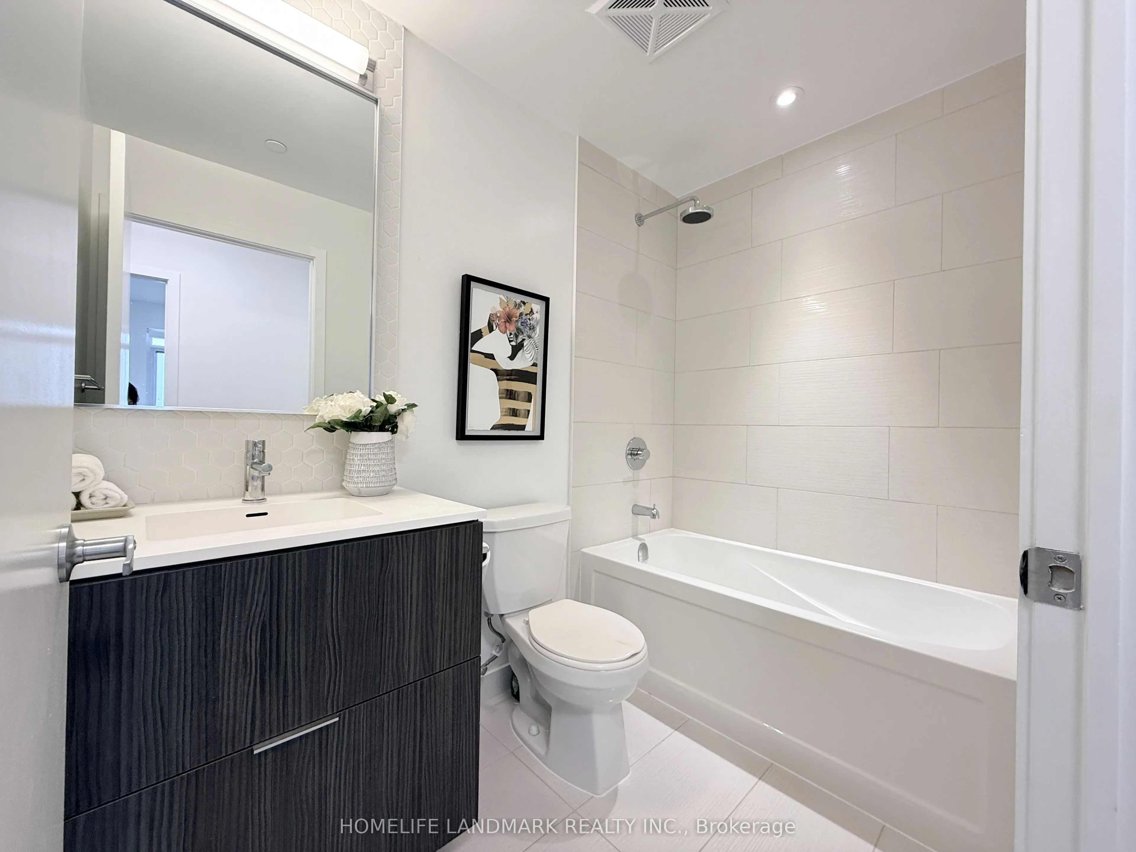 2520 Eglinton Avenue W #1211