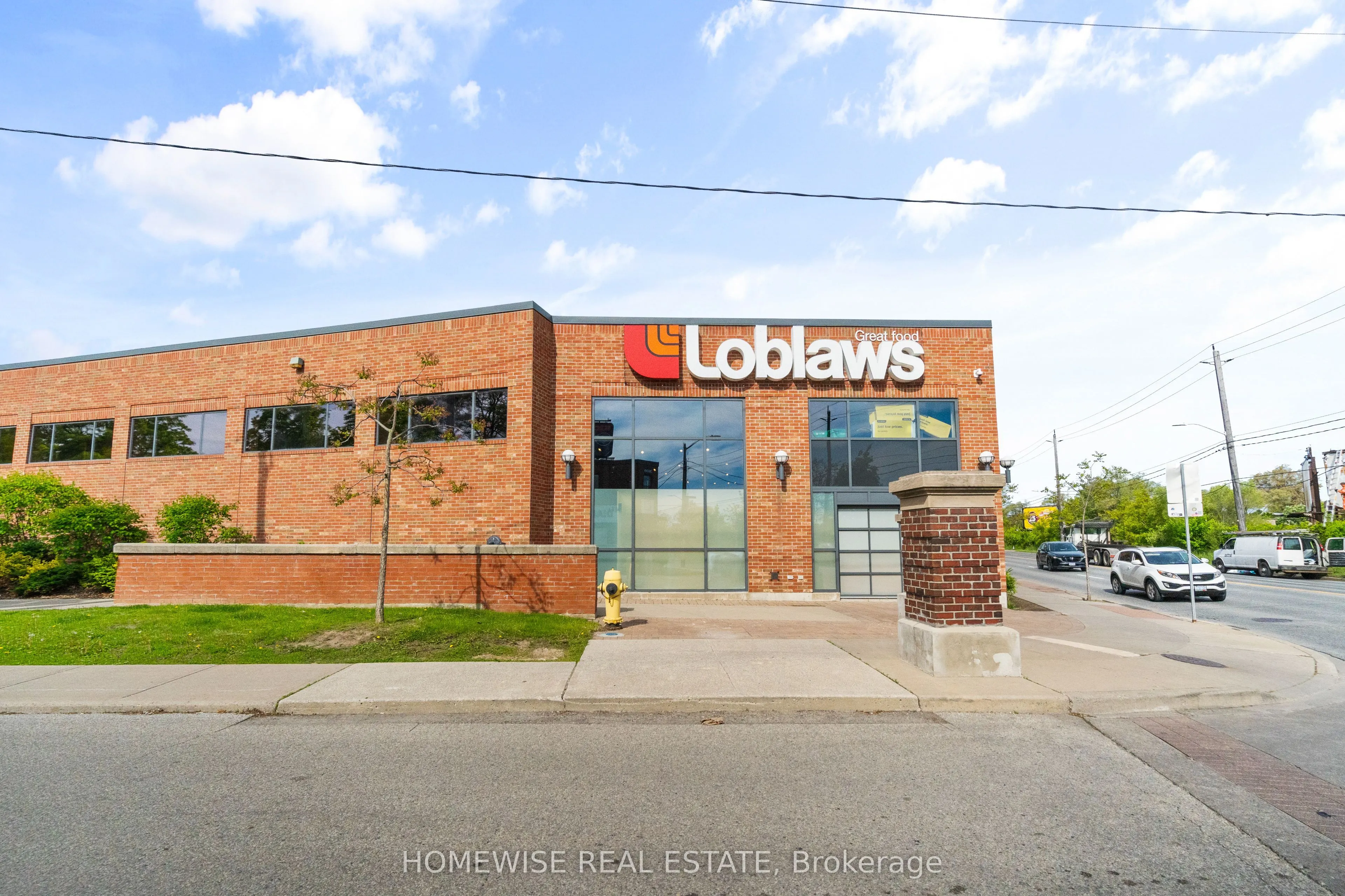 3635 Dundas Street W #1