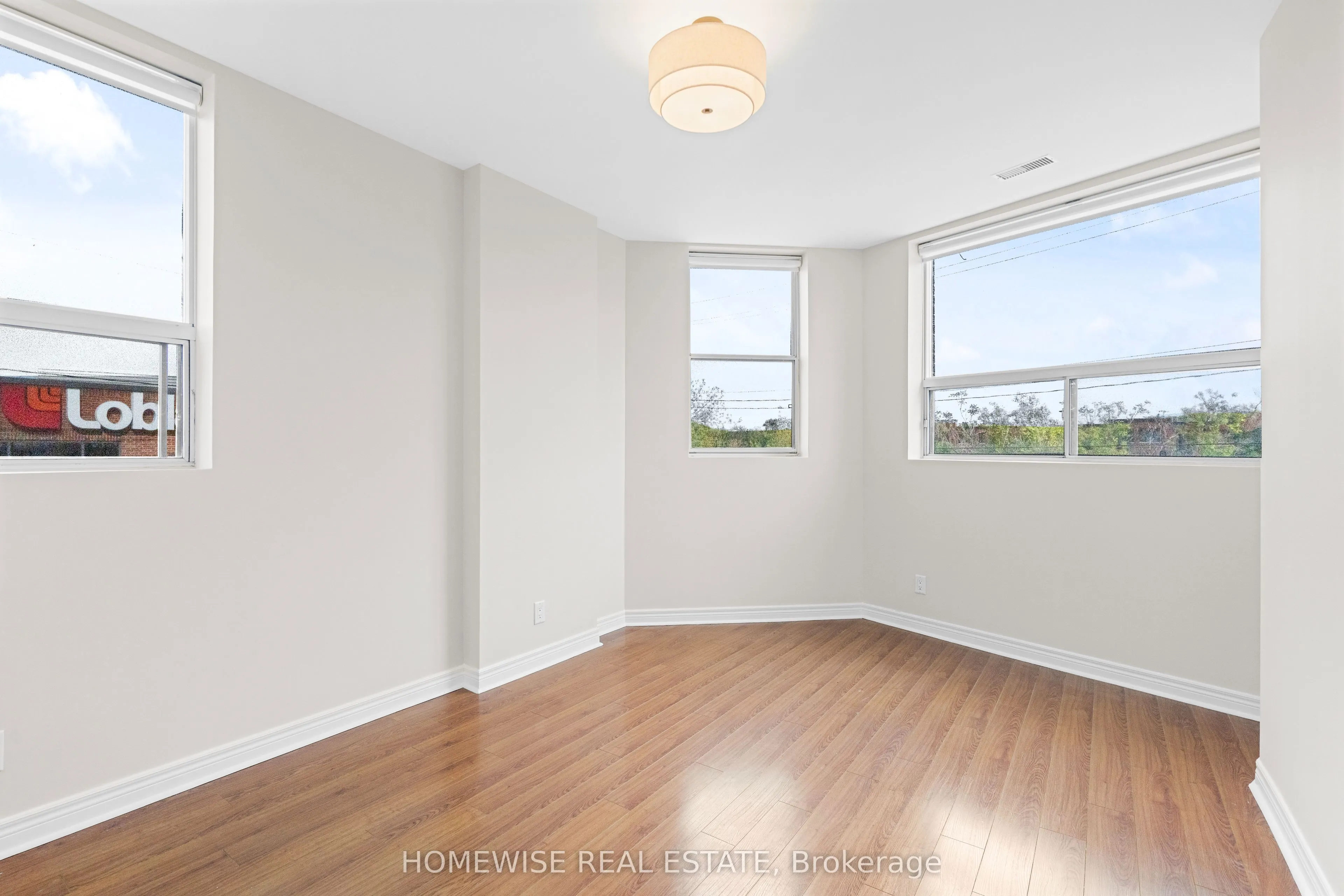 3635 Dundas Street W #1