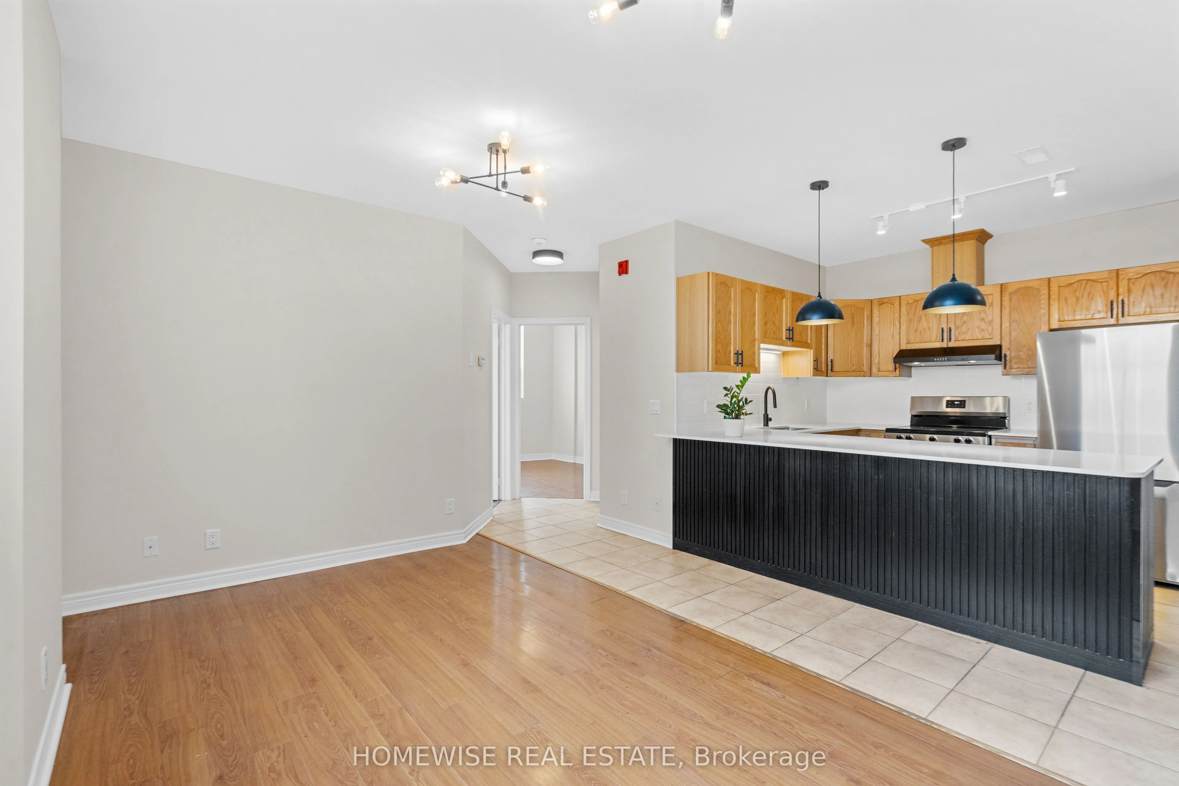 3635 Dundas Street W #1