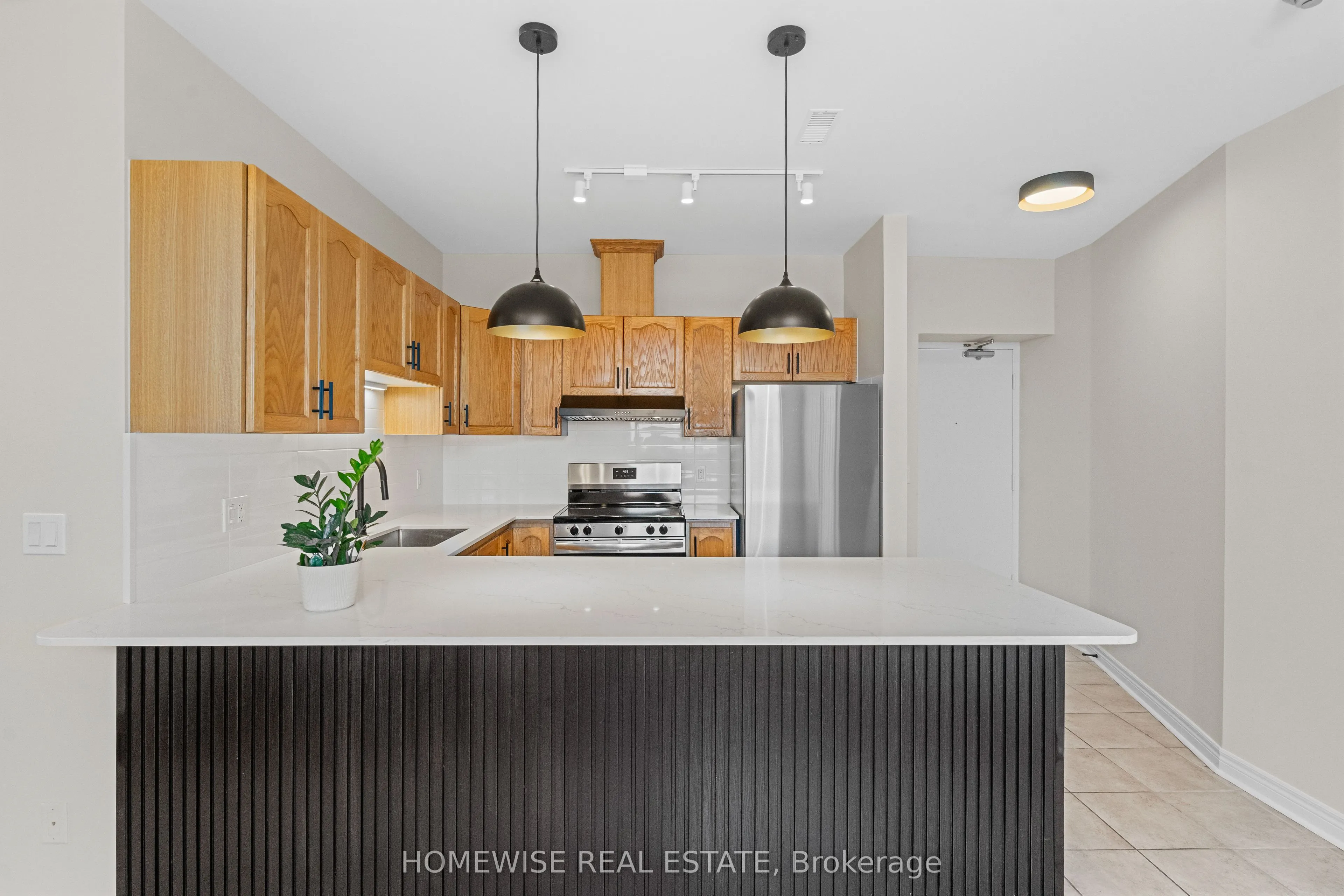 3635 Dundas Street W #1