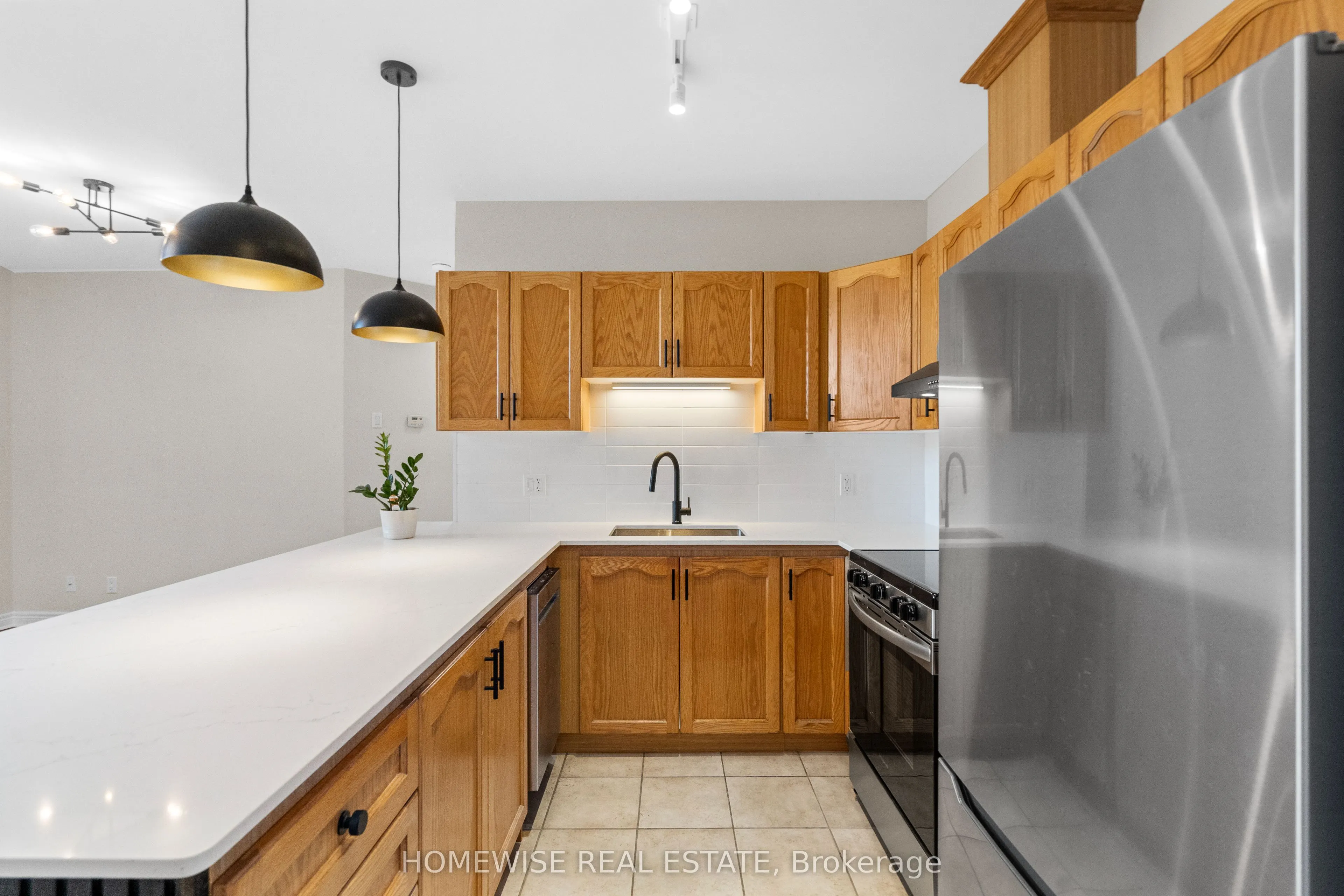 3635 Dundas Street W #1