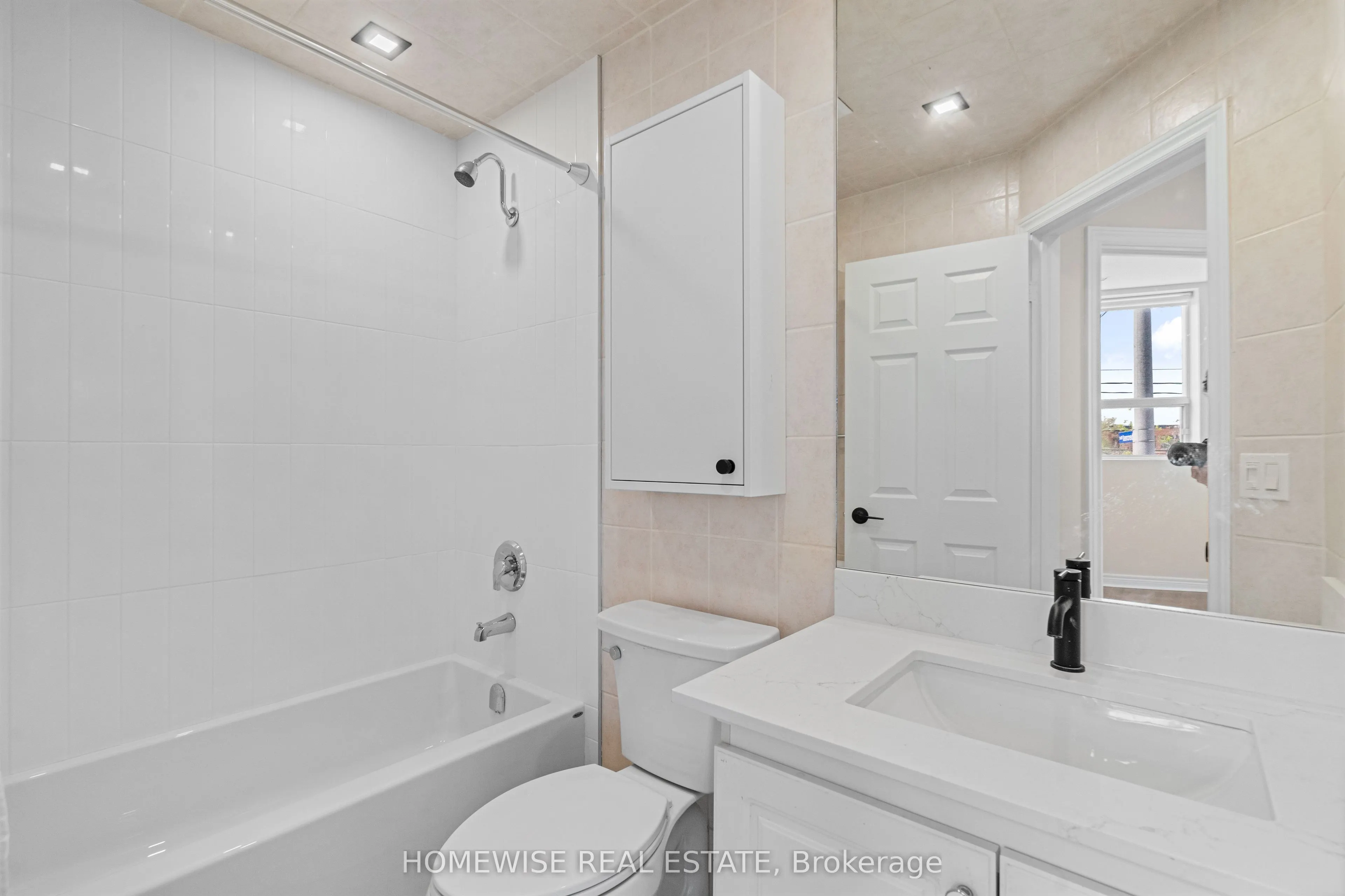 3635 Dundas Street W #1