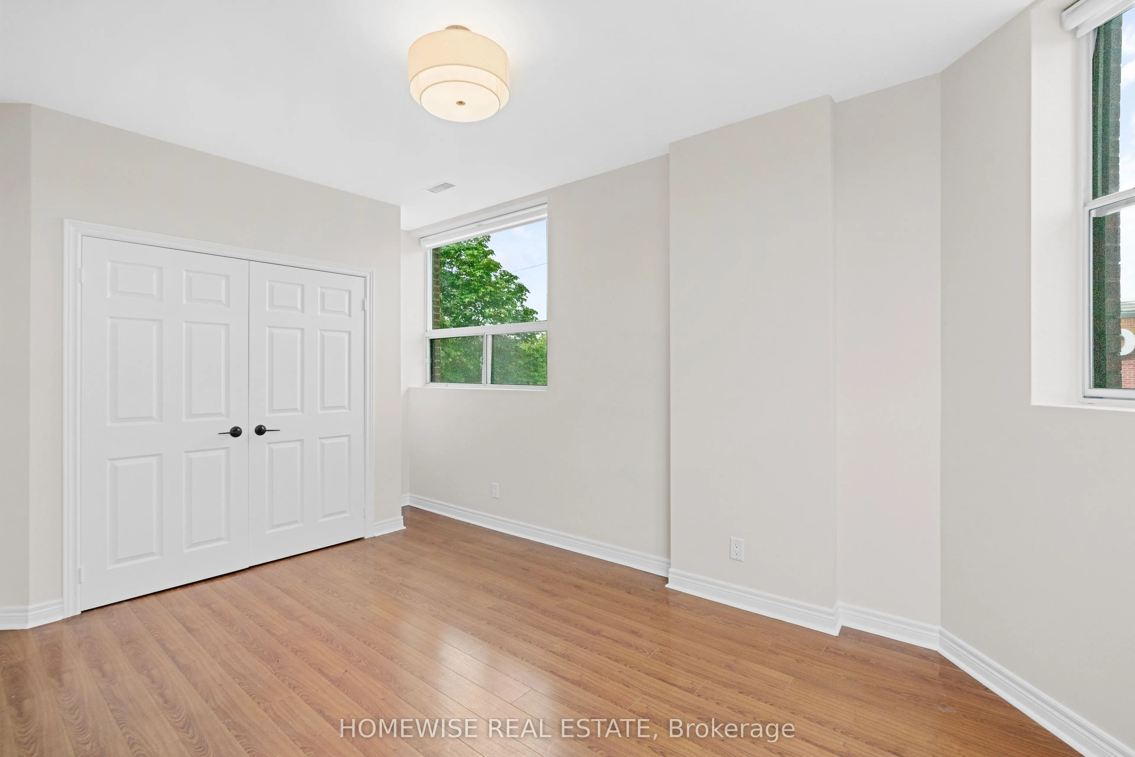 3635 Dundas Street W #1