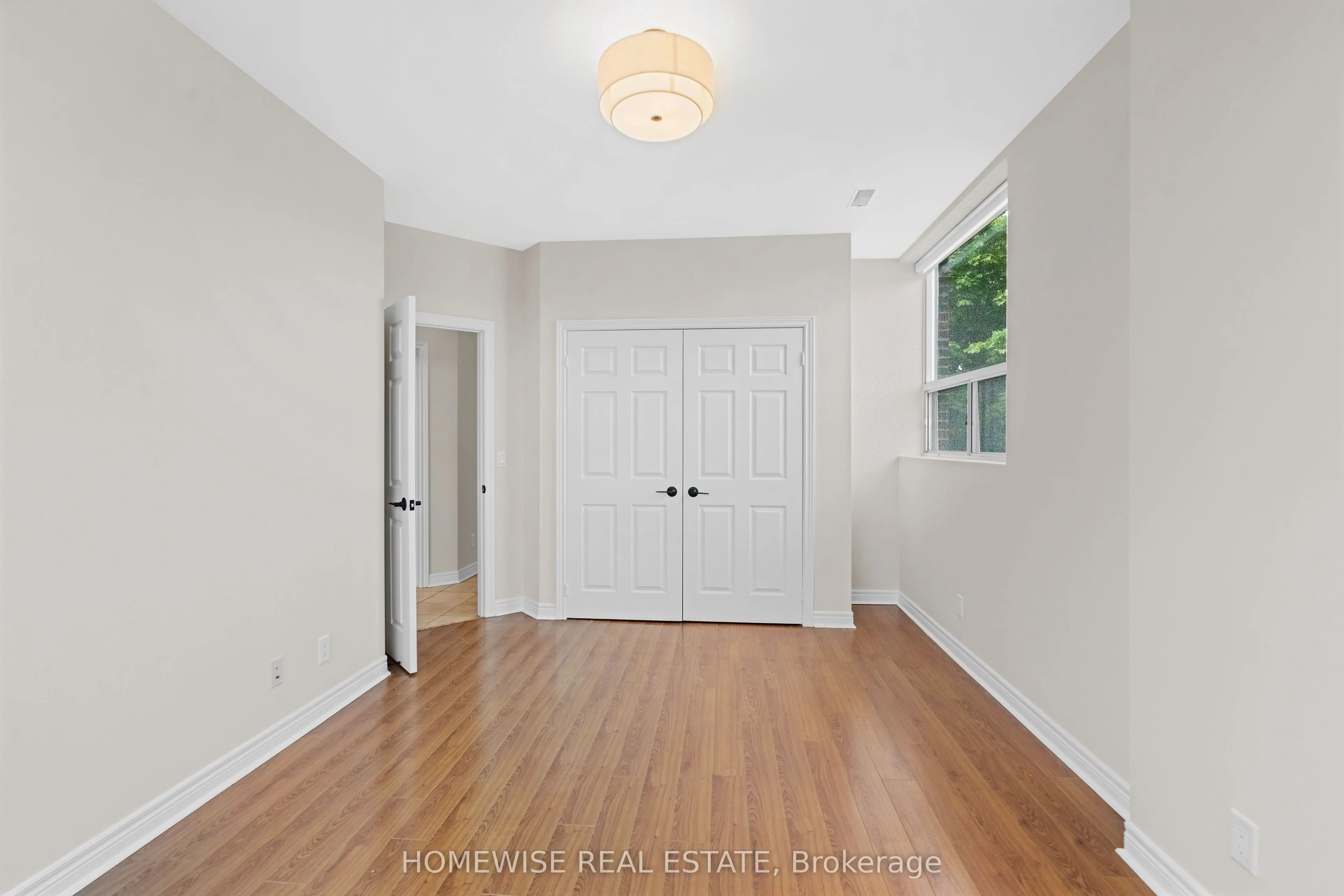 3635 Dundas Street W #1