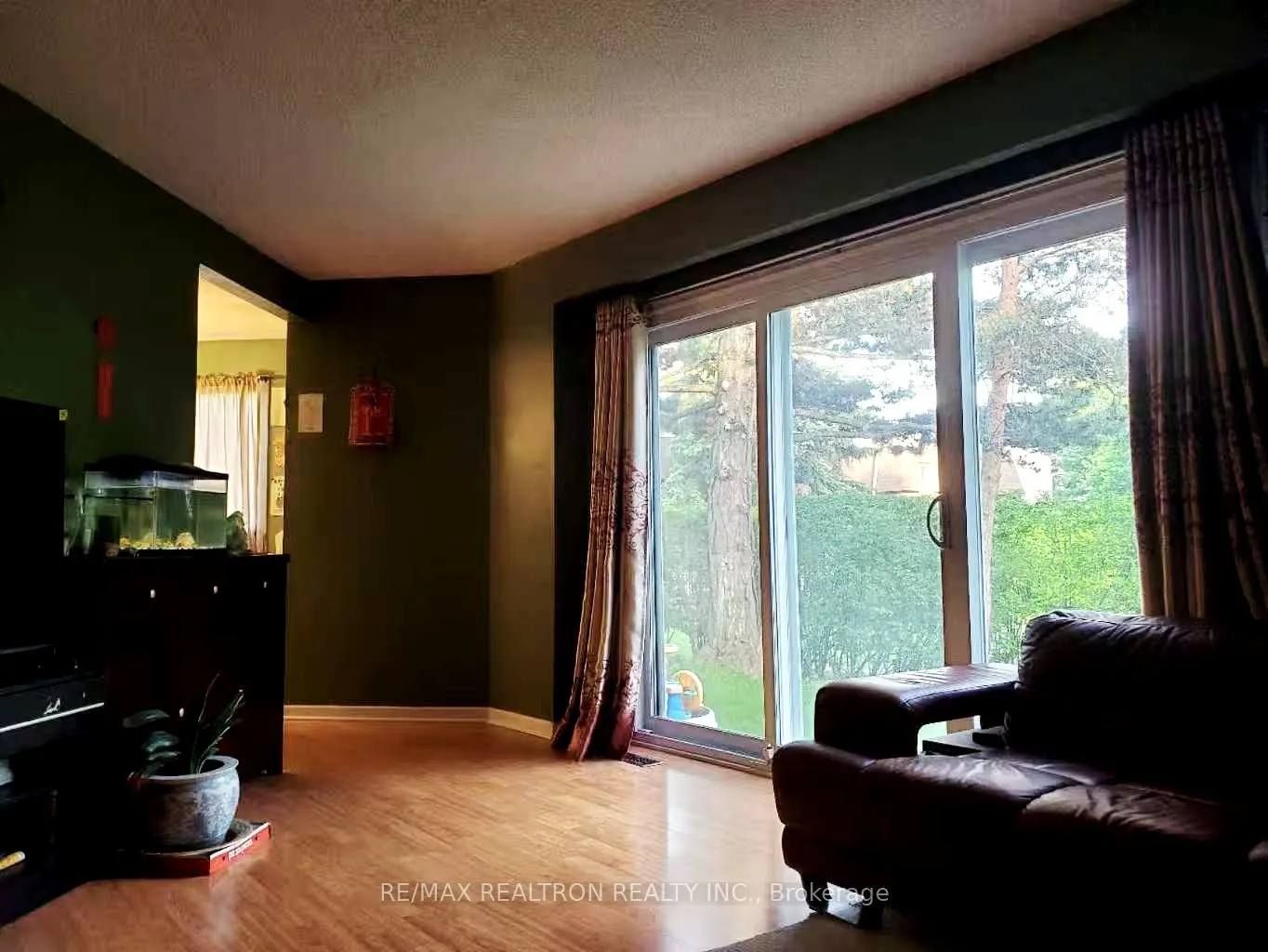 1180 Mississauga Valley Boulevard #100