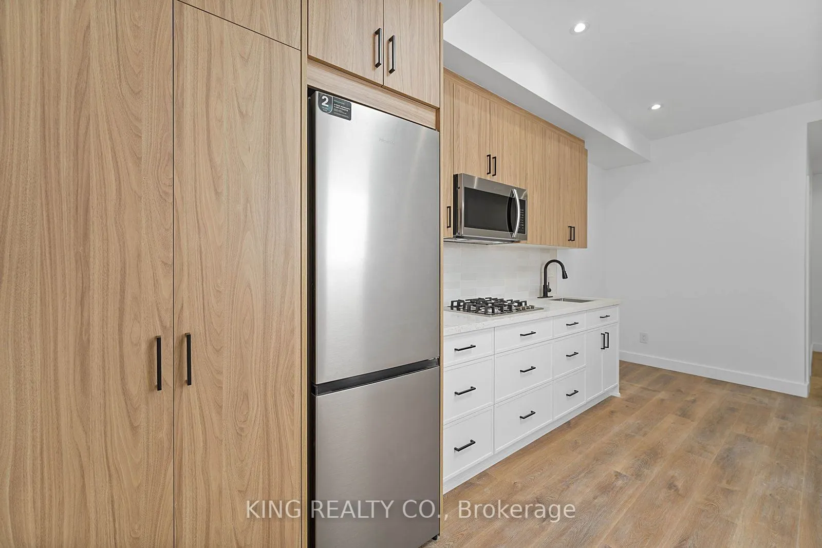 2219 Dundas Street W #201
