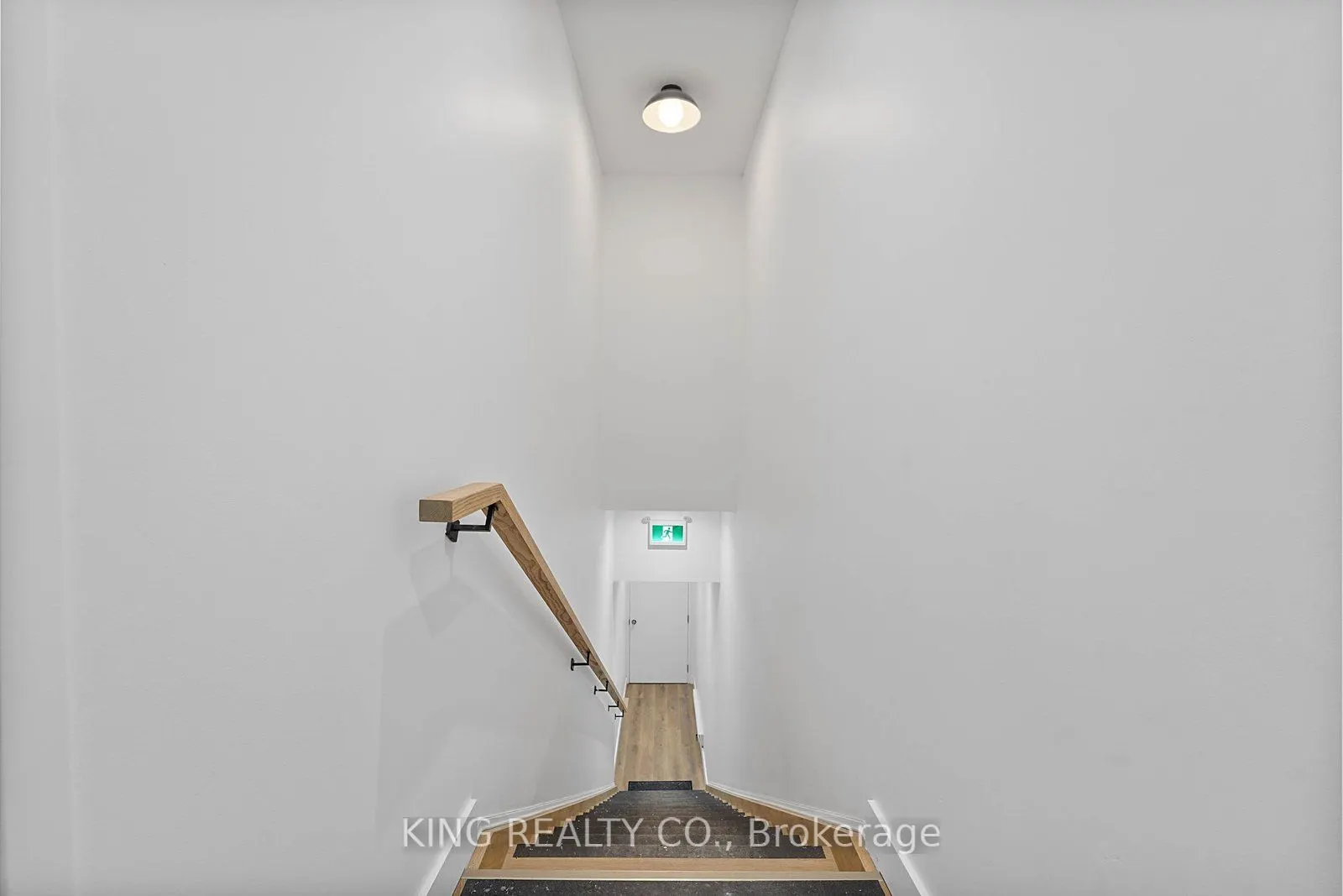 2219 Dundas Street W #201
