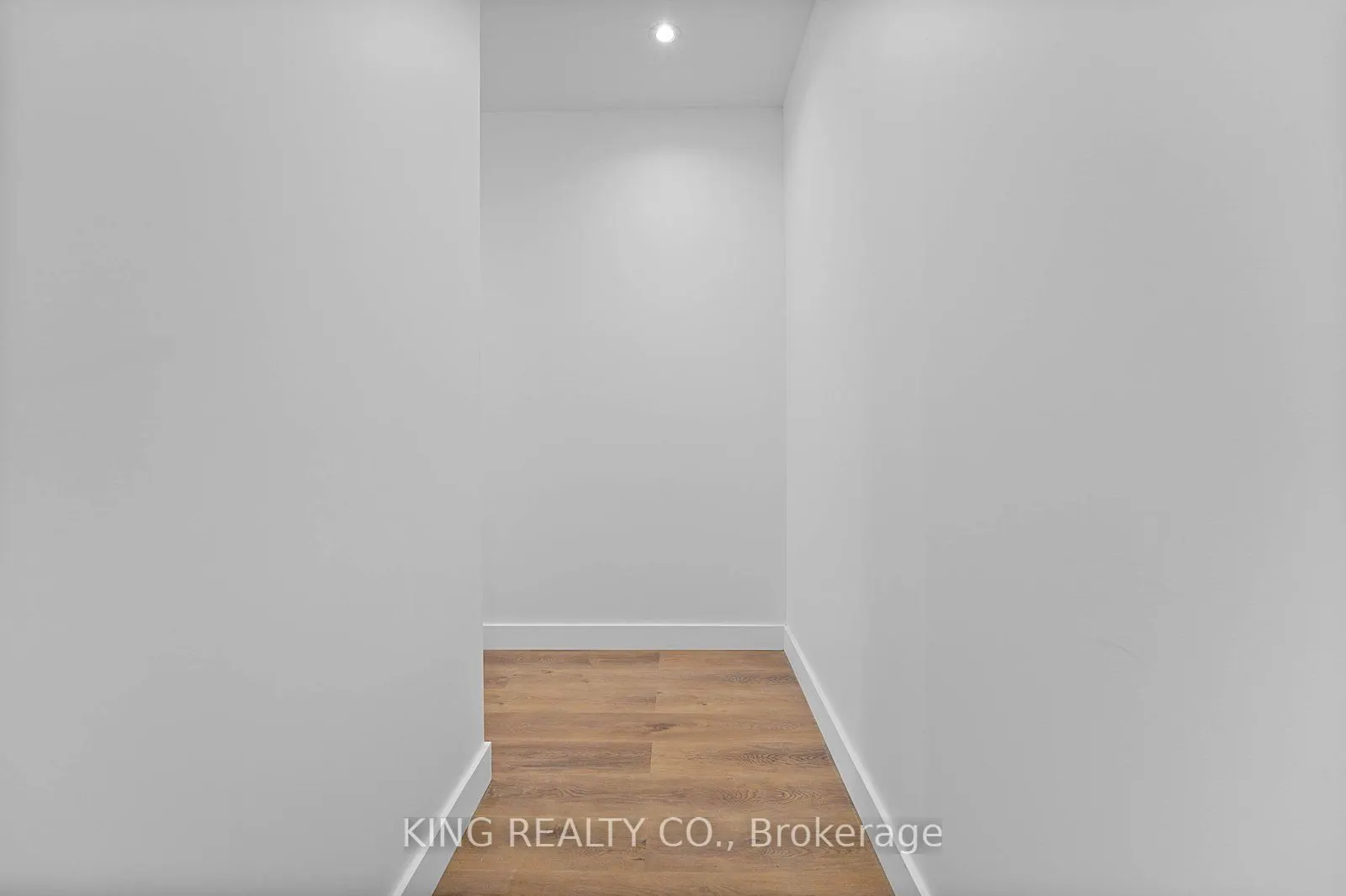 2219 Dundas Street W #202