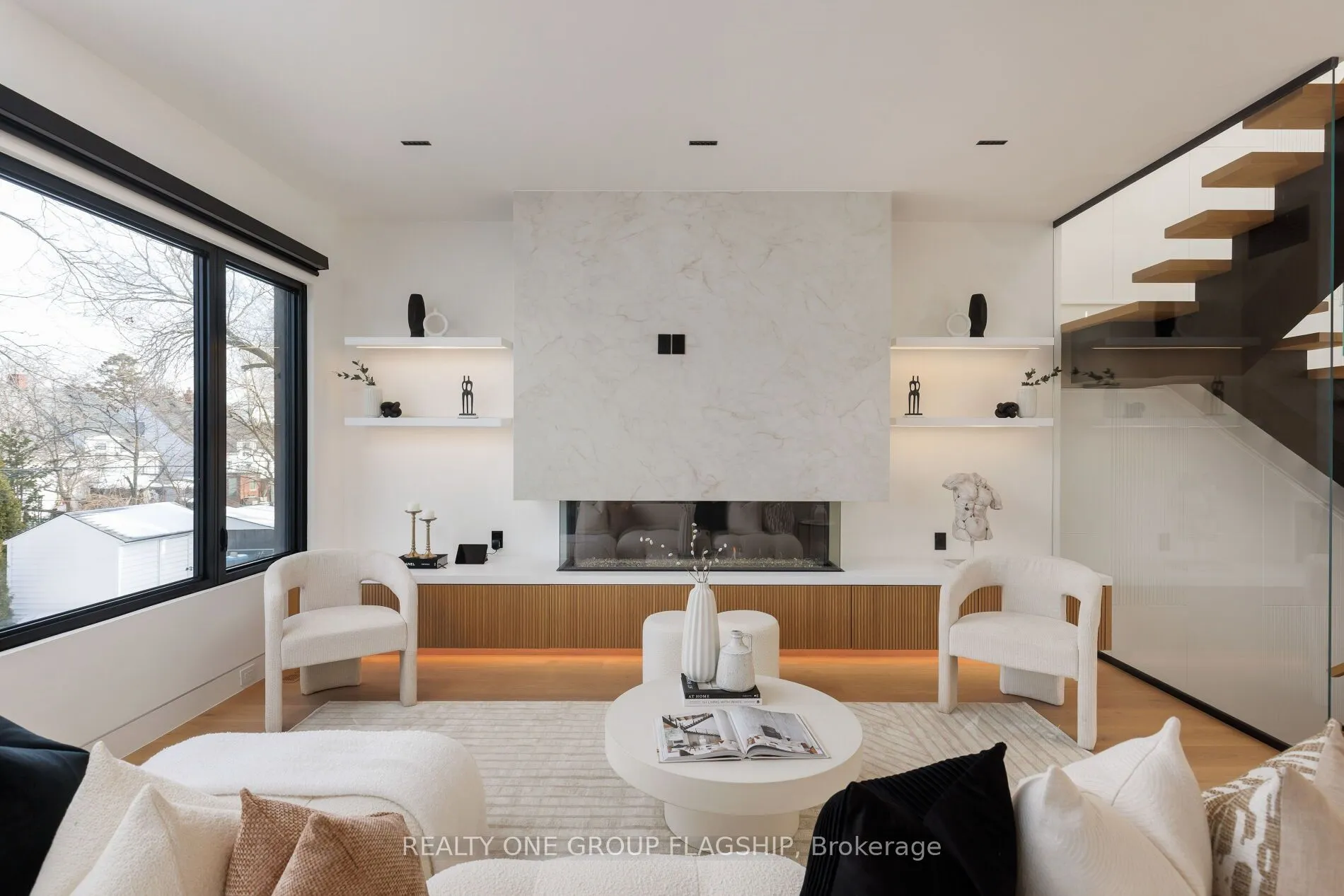 7 Bentley Drive