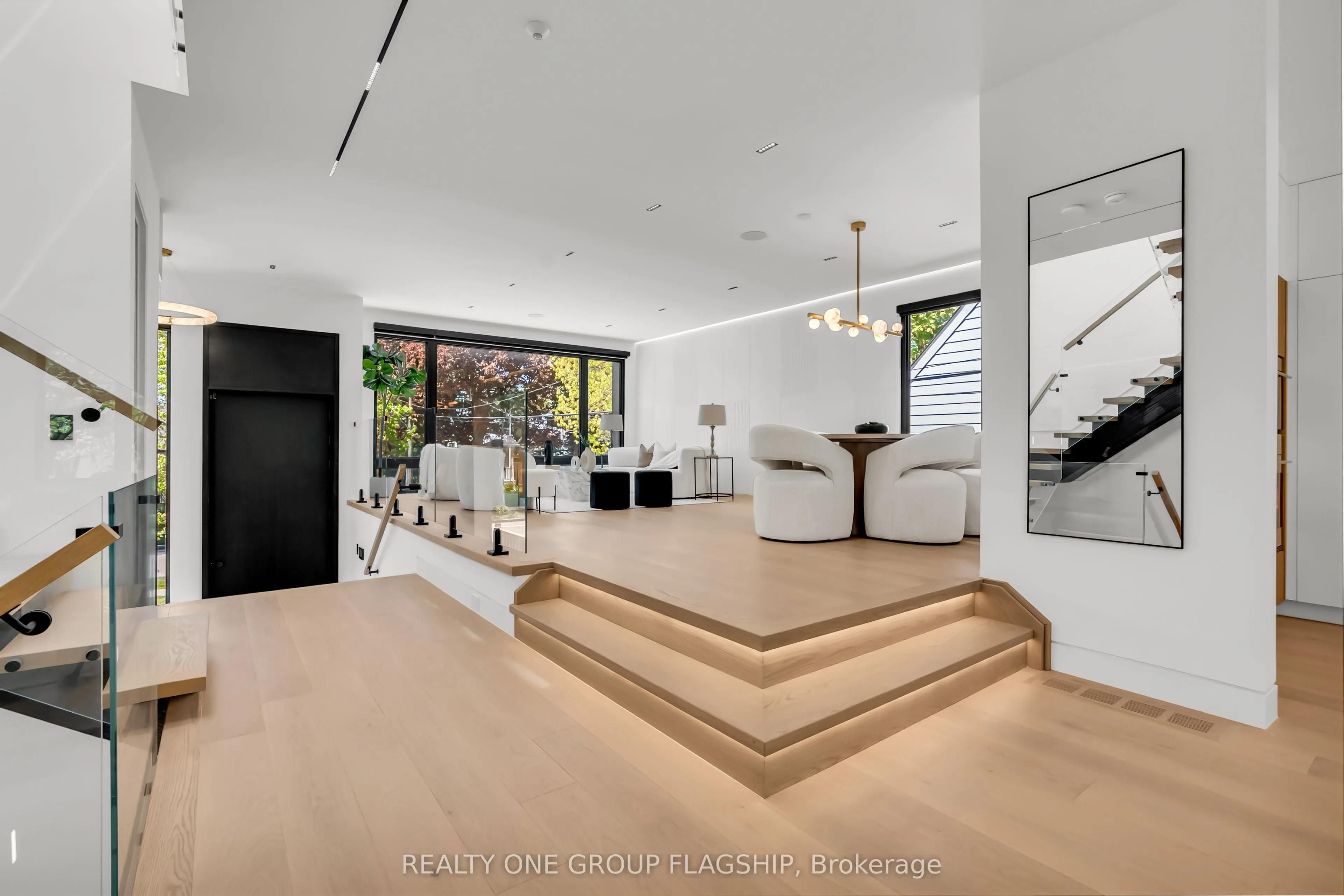 7 Bentley Drive