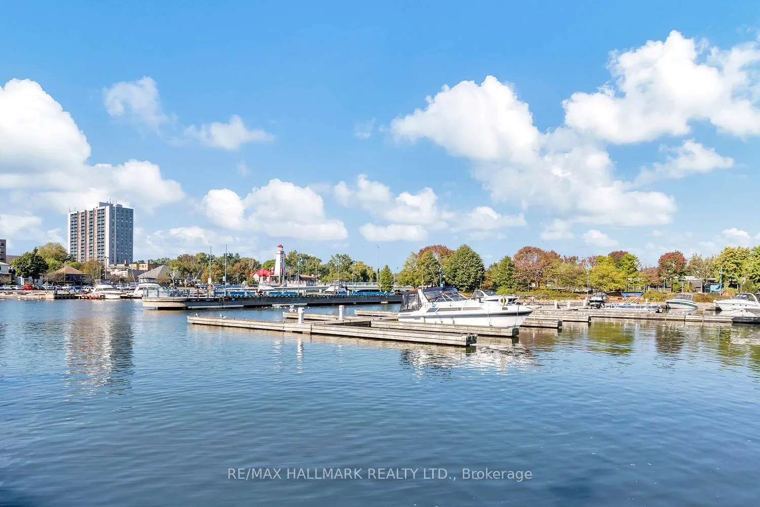 1 Hurontario Street #601