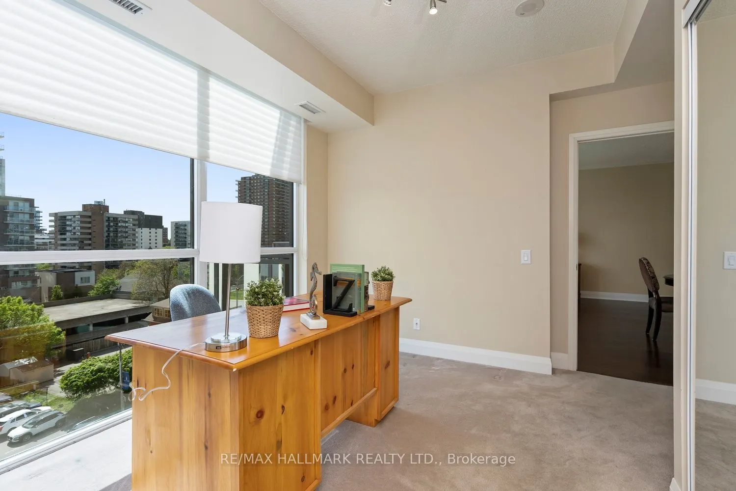 1 Hurontario Street #601