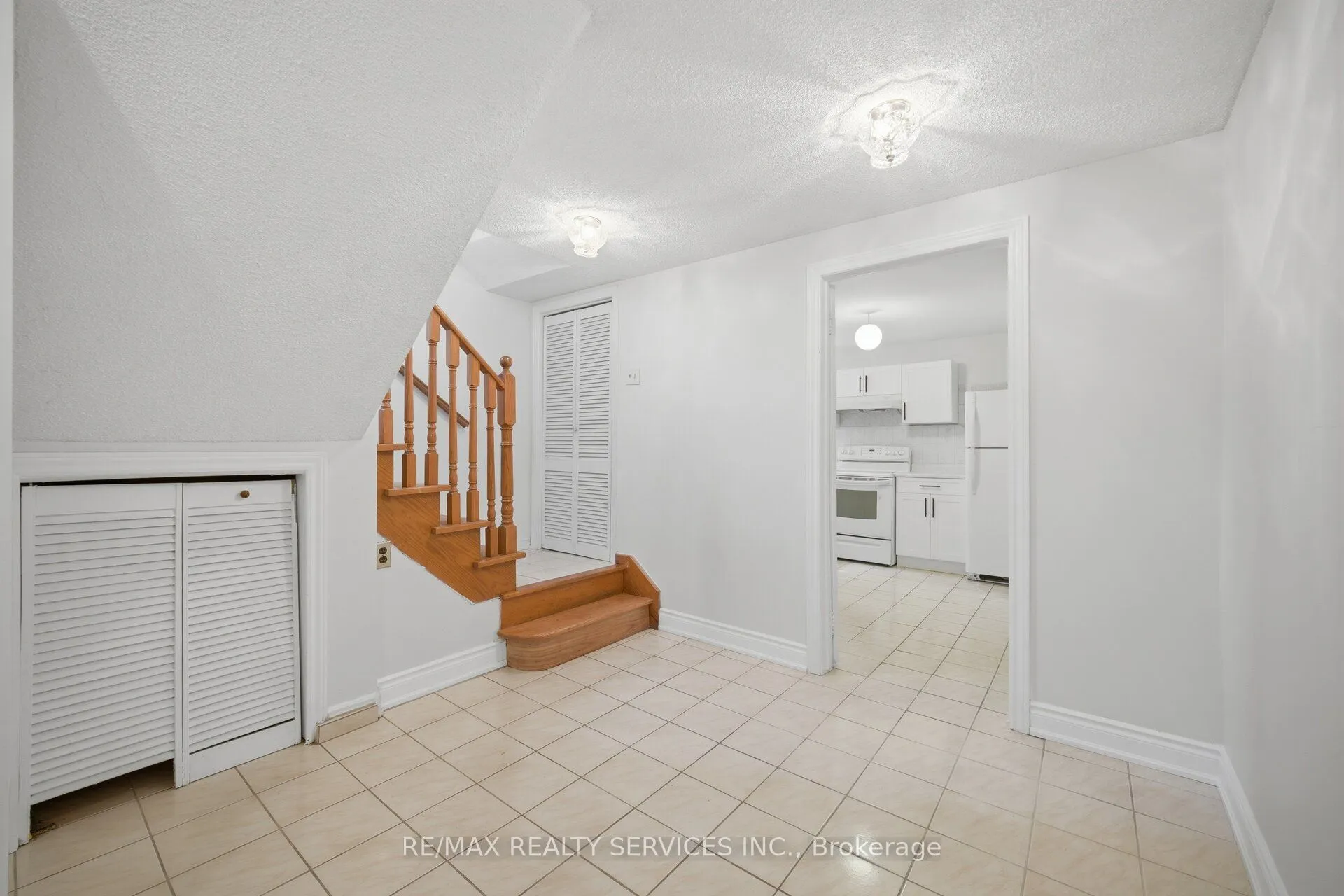 27 Edgemont Drive