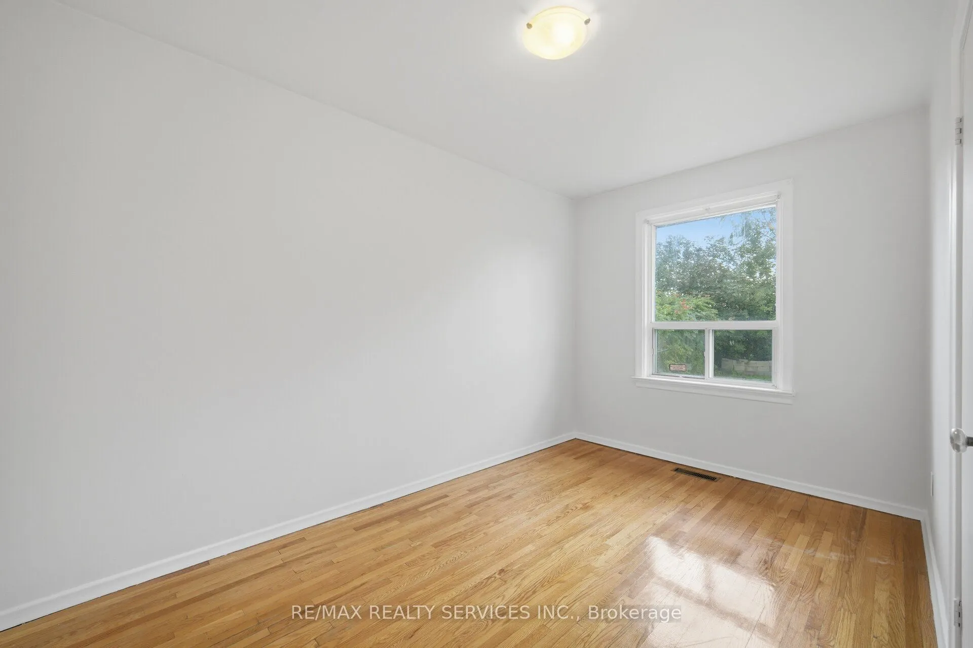 27 Edgemont Drive