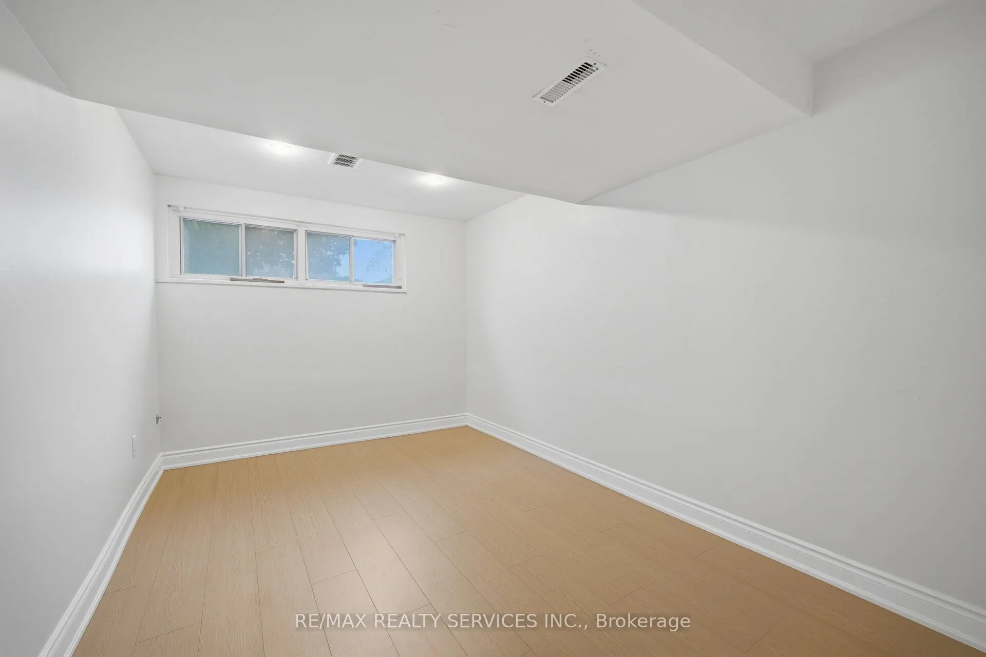 27 Edgemont Drive