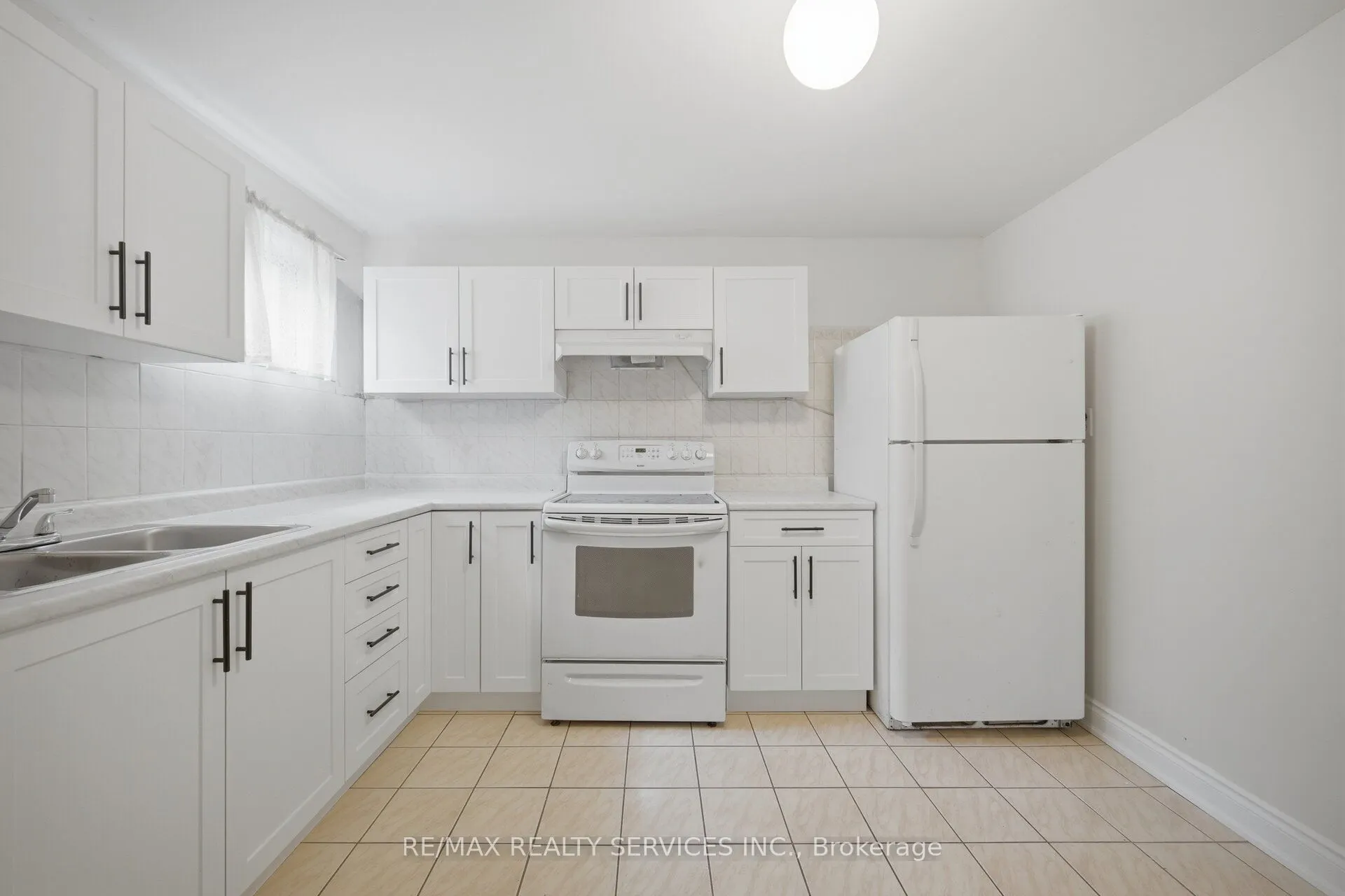 27 Edgemont Drive