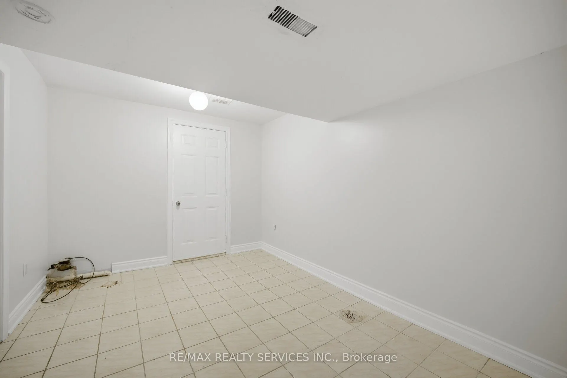 27 Edgemont Drive