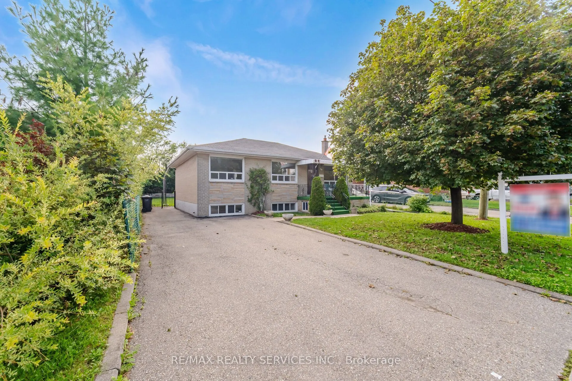 27 Edgemont Drive