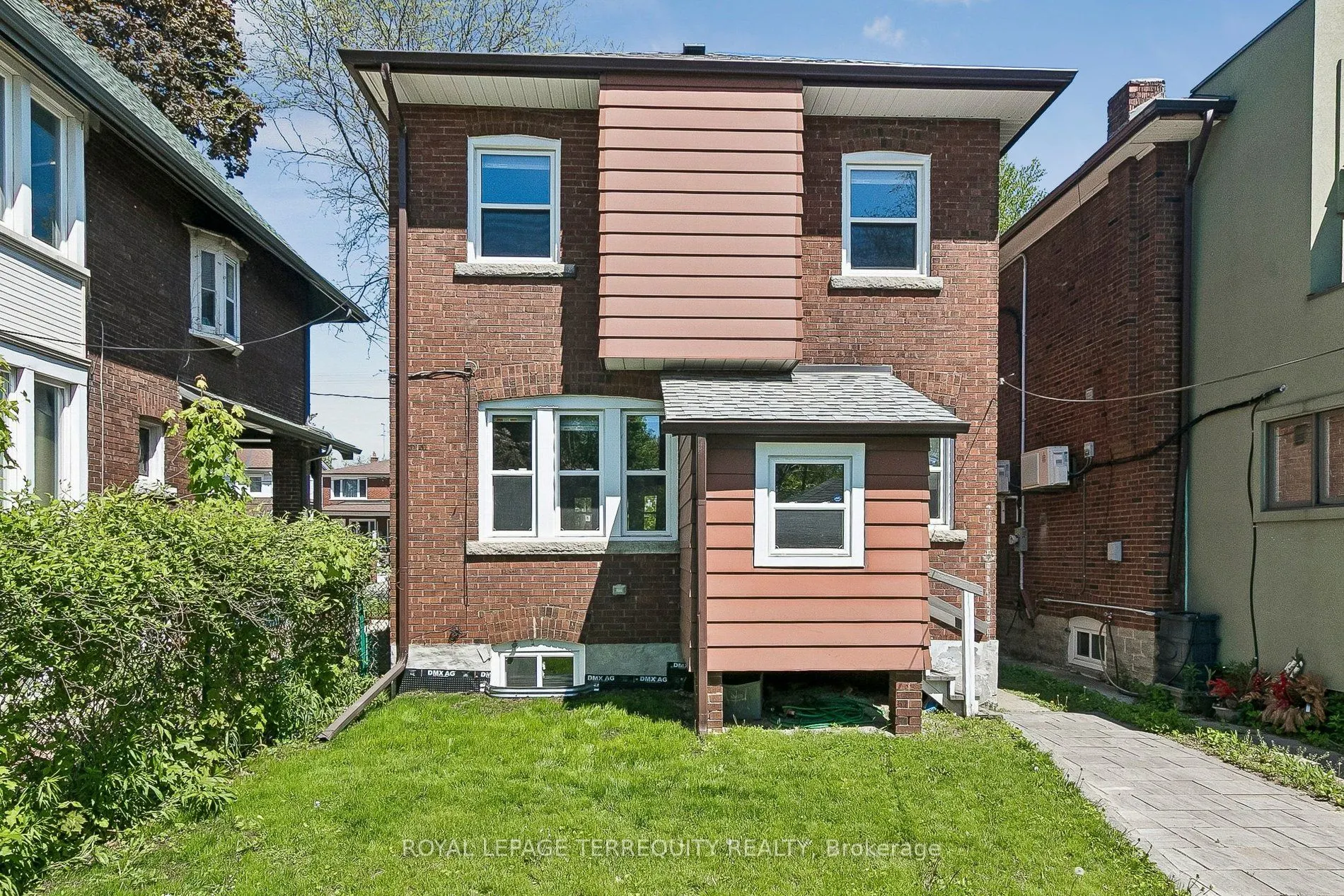 407 Annette Street