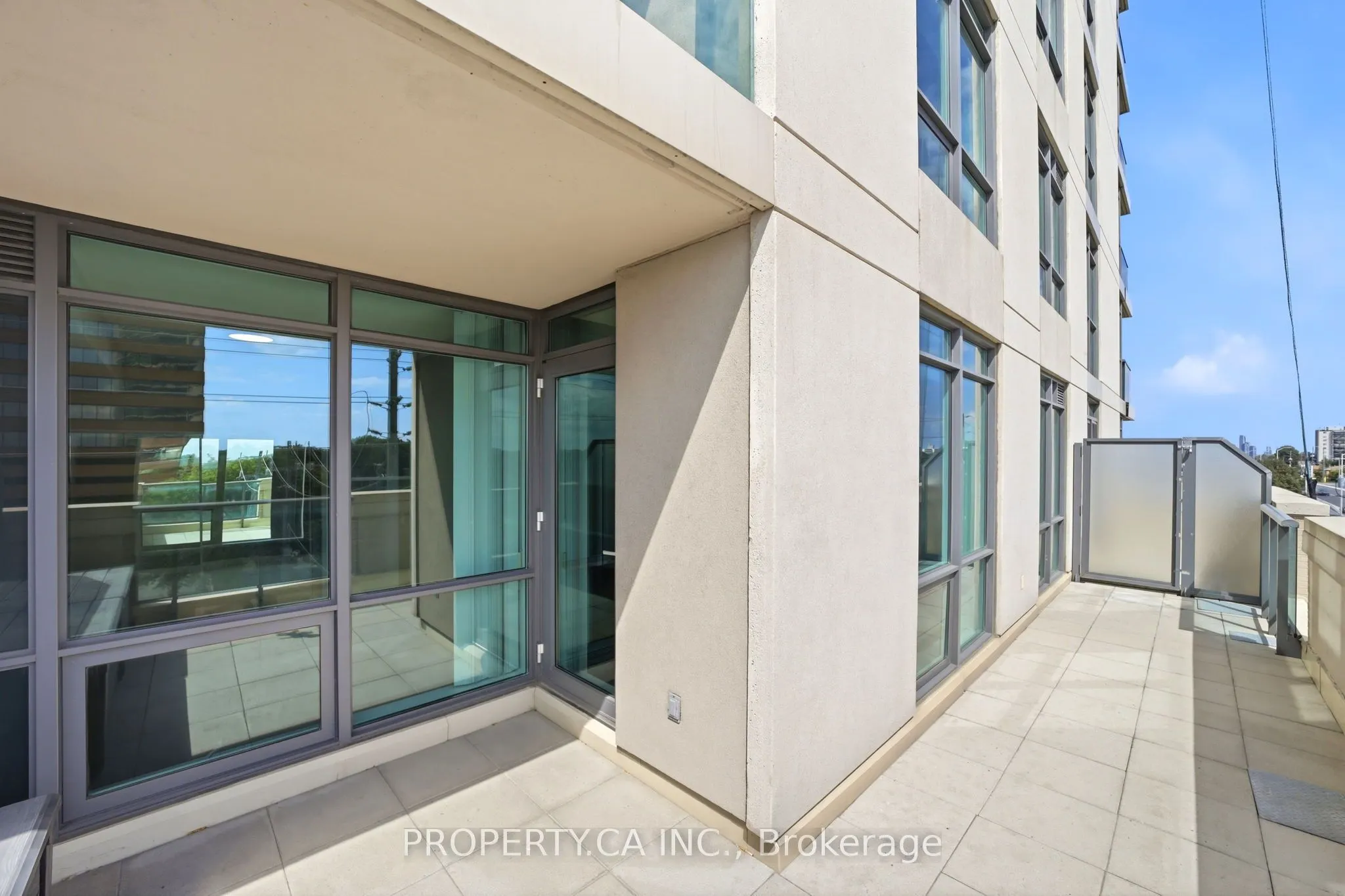 215 Sherway Gardens Road #403