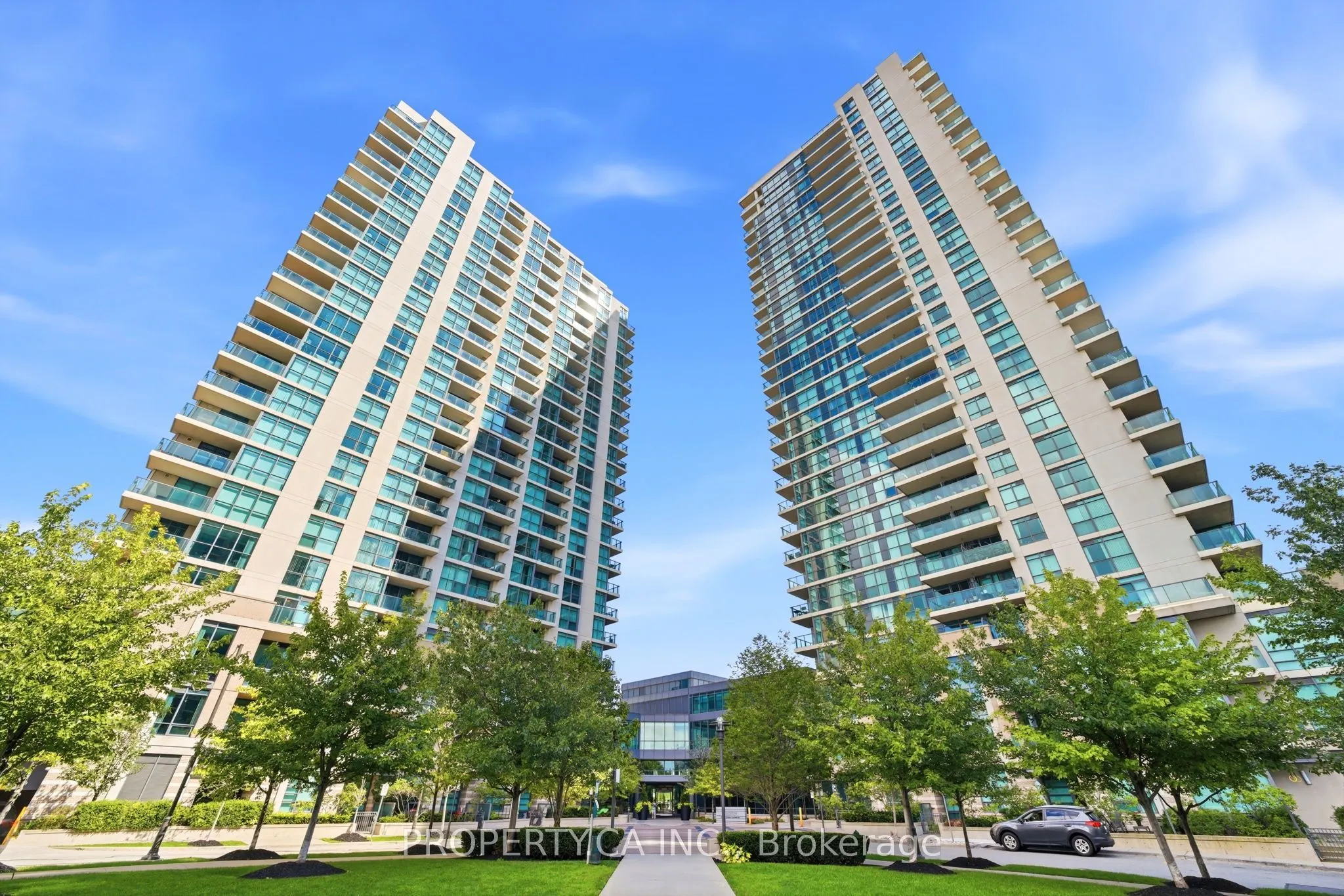 215 Sherway Gardens Road #403