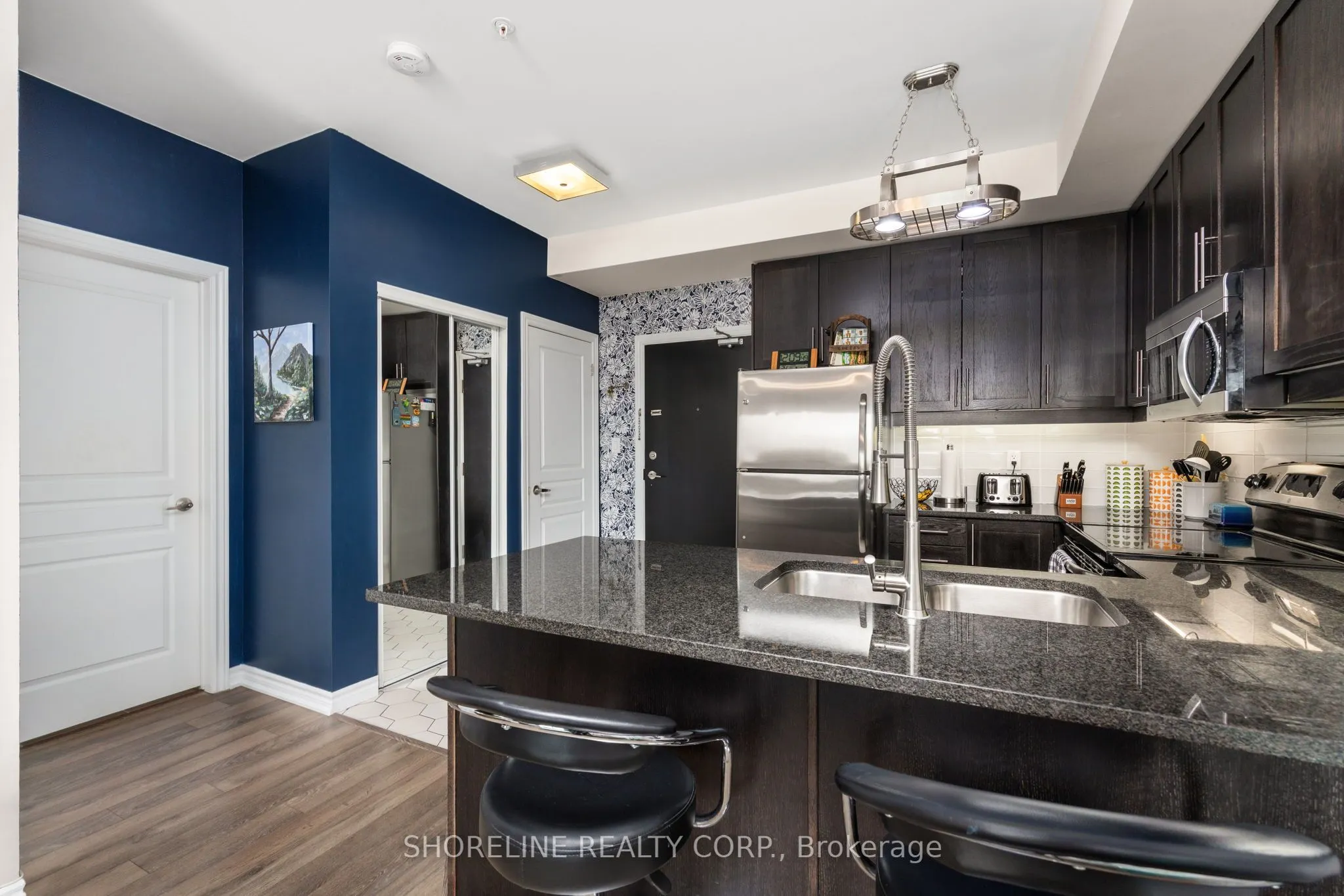 570 Lolita Gardens #401