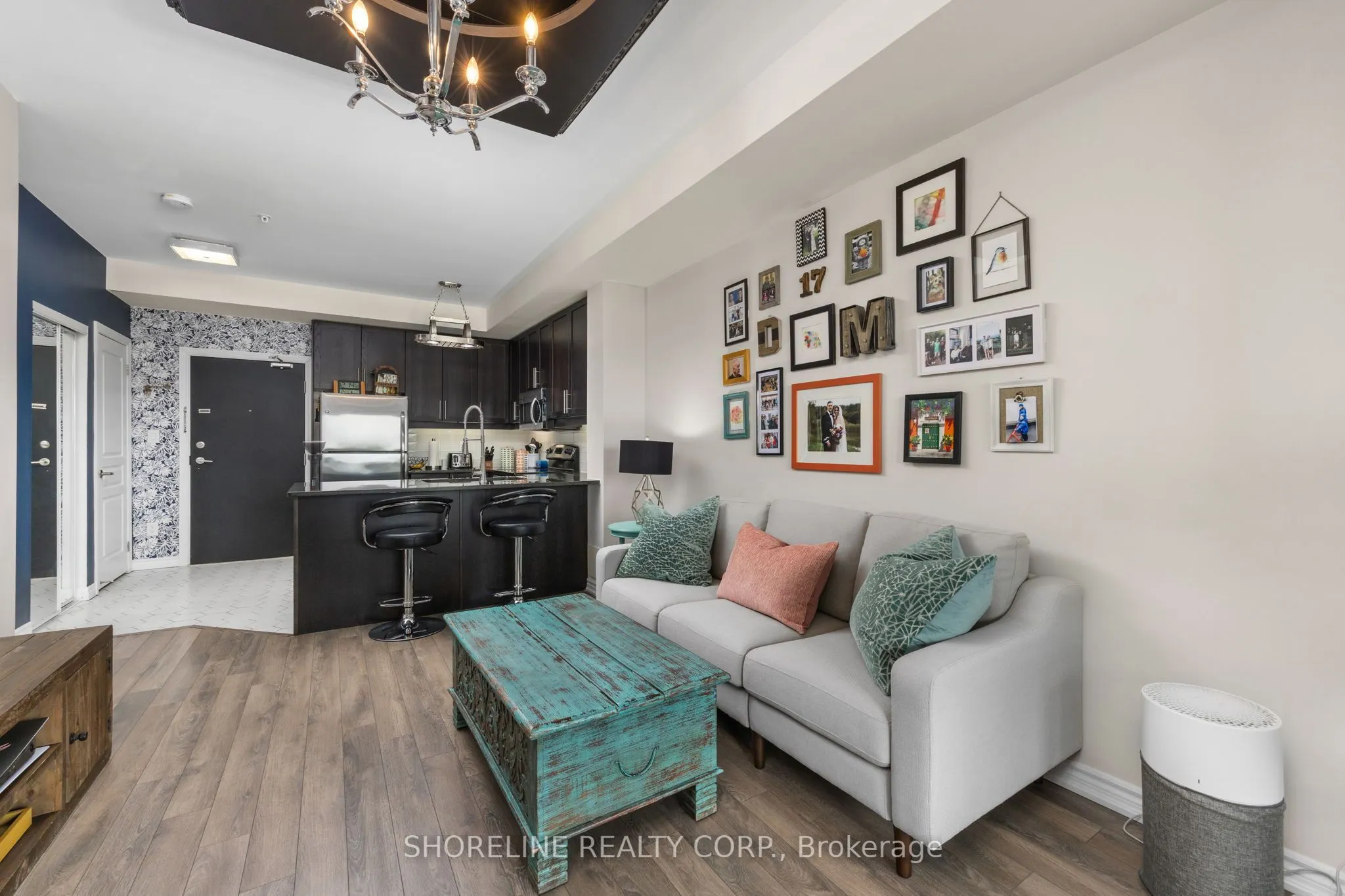 570 Lolita Gardens #401