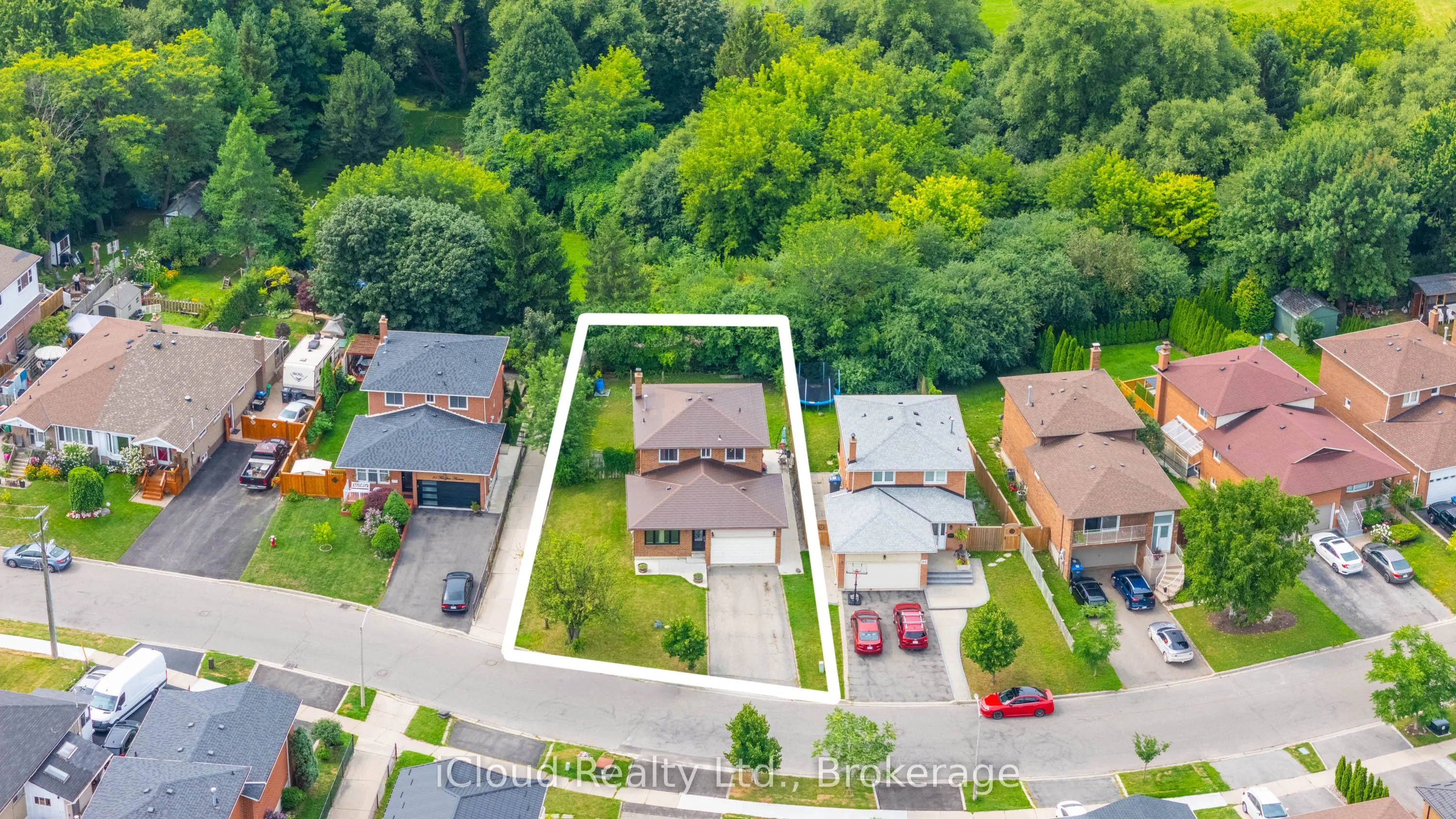 83 Fairglen Avenue