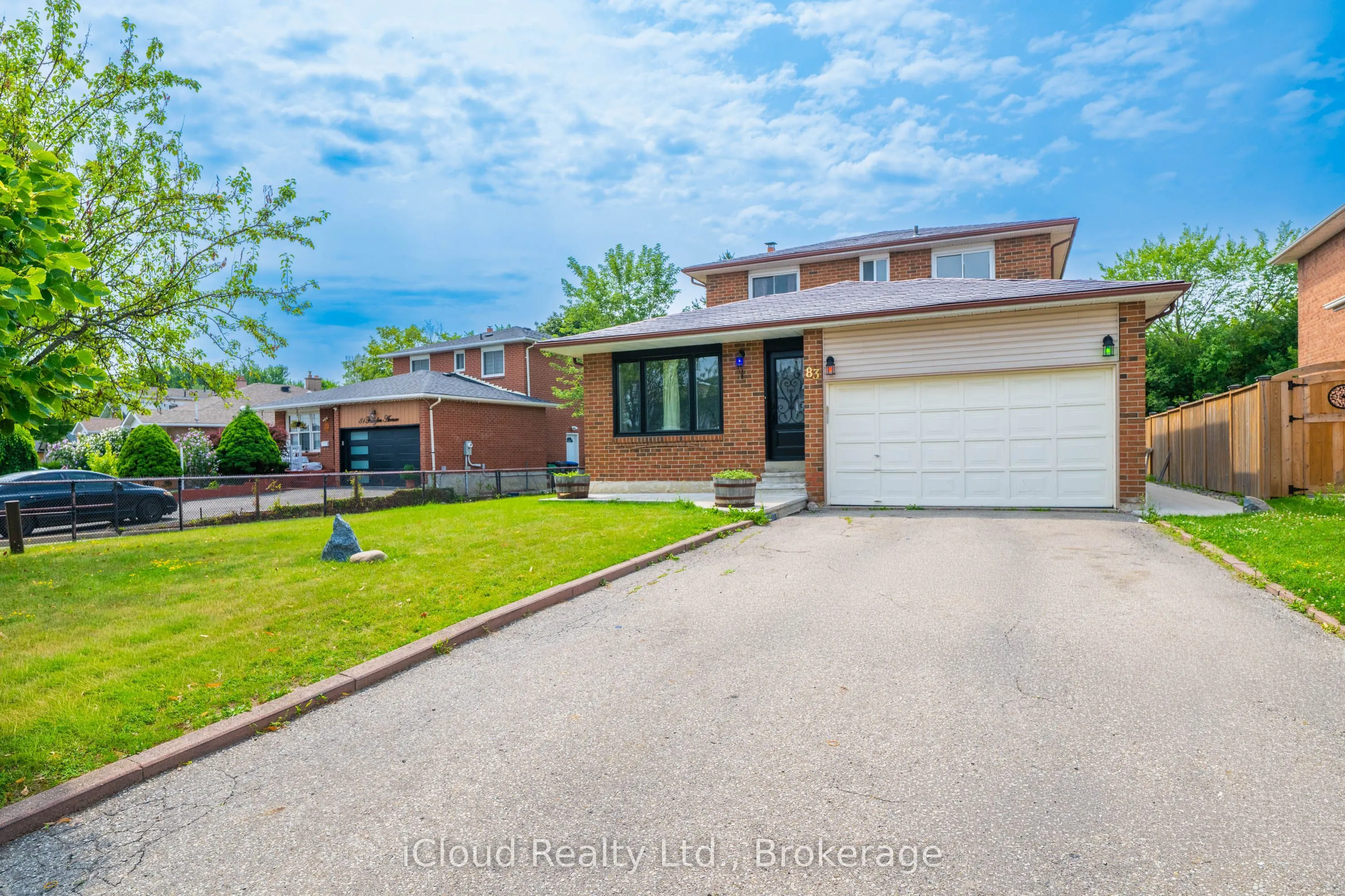 83 Fairglen Avenue