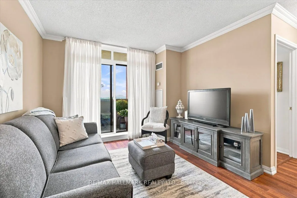 220 Forum Drive #412