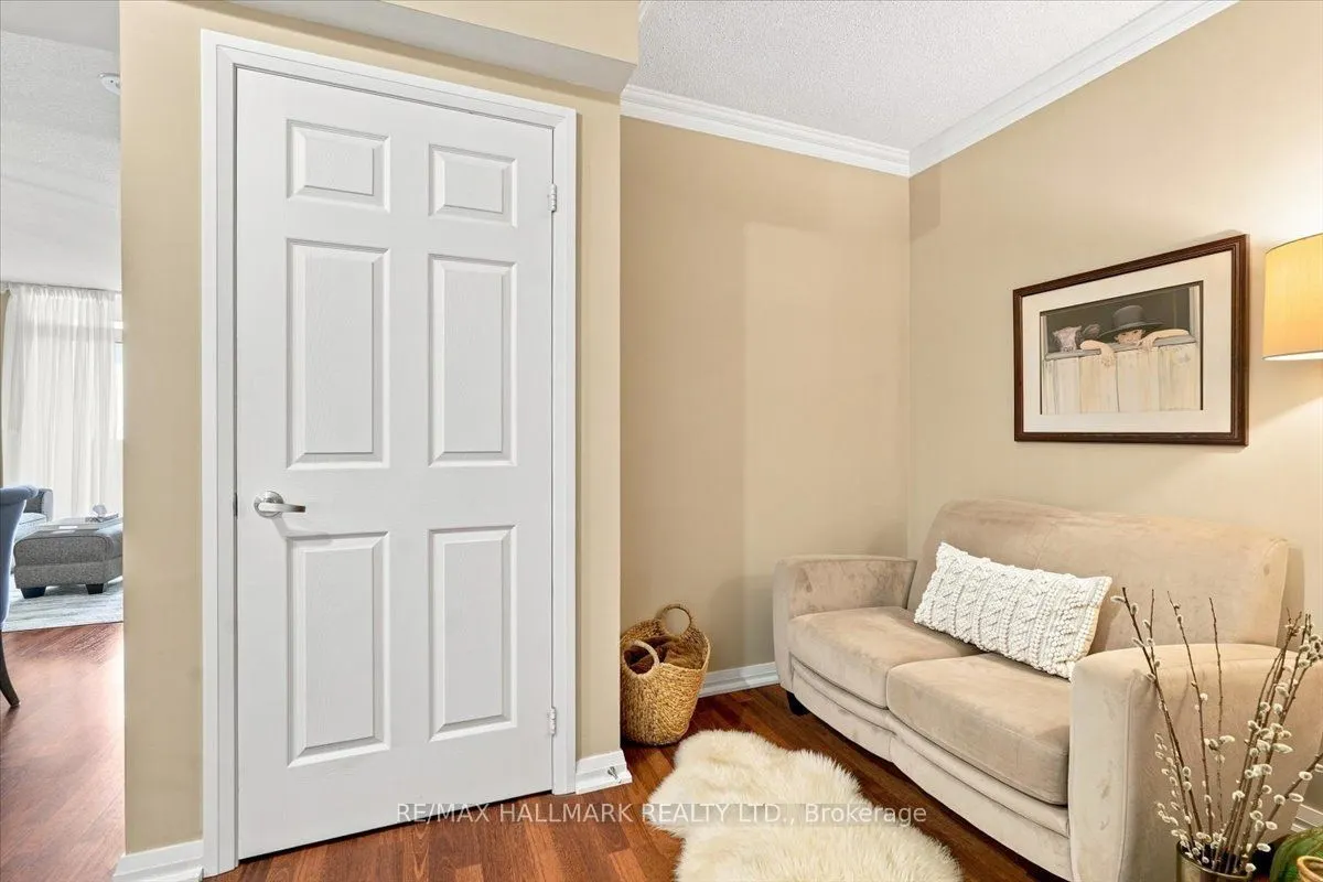 220 Forum Drive #412