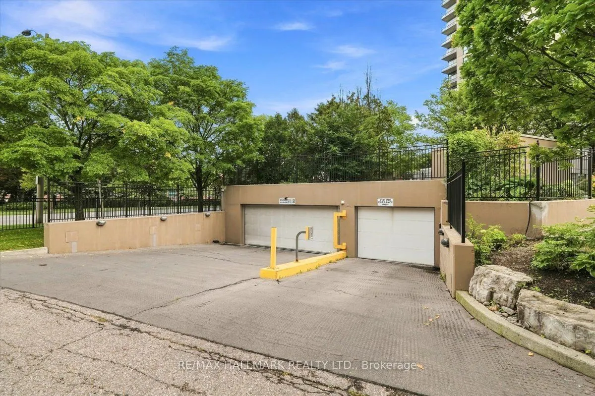 220 Forum Drive #412