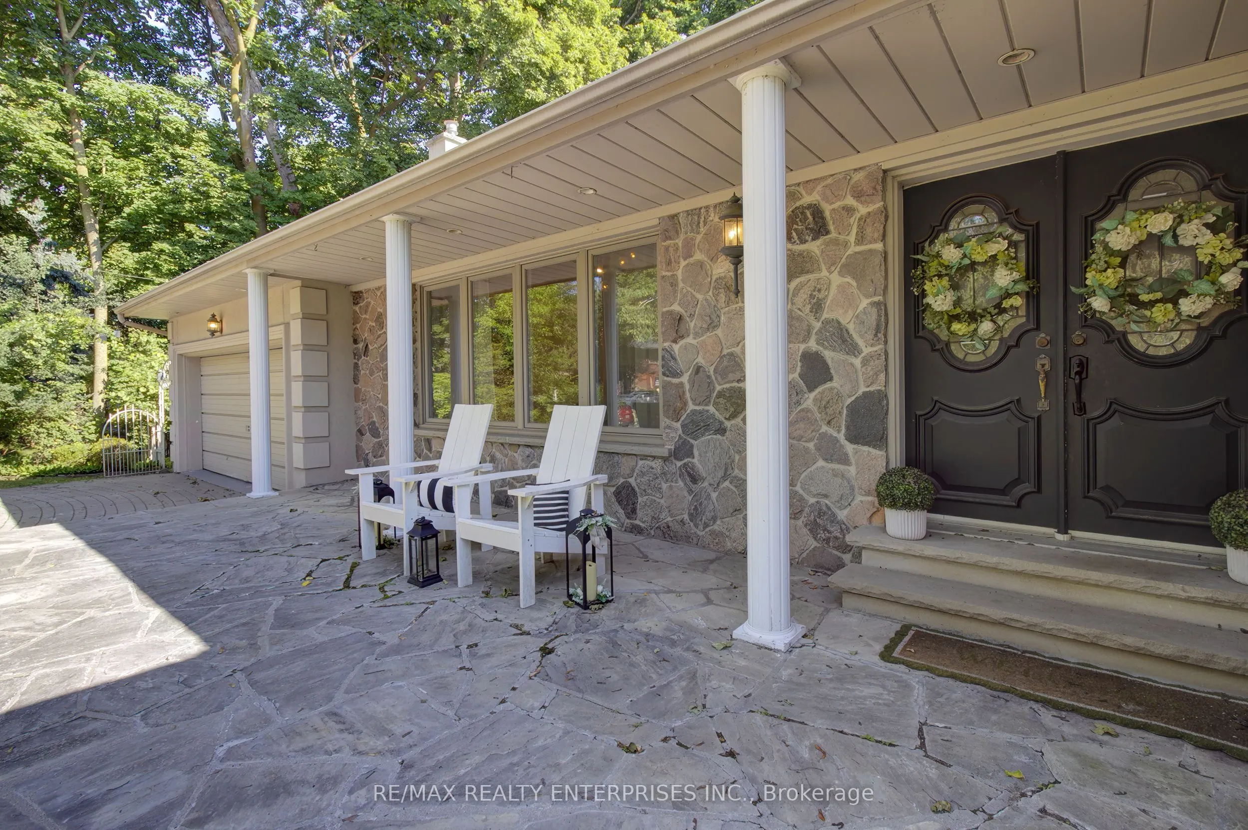 551 Cochise Crescent
