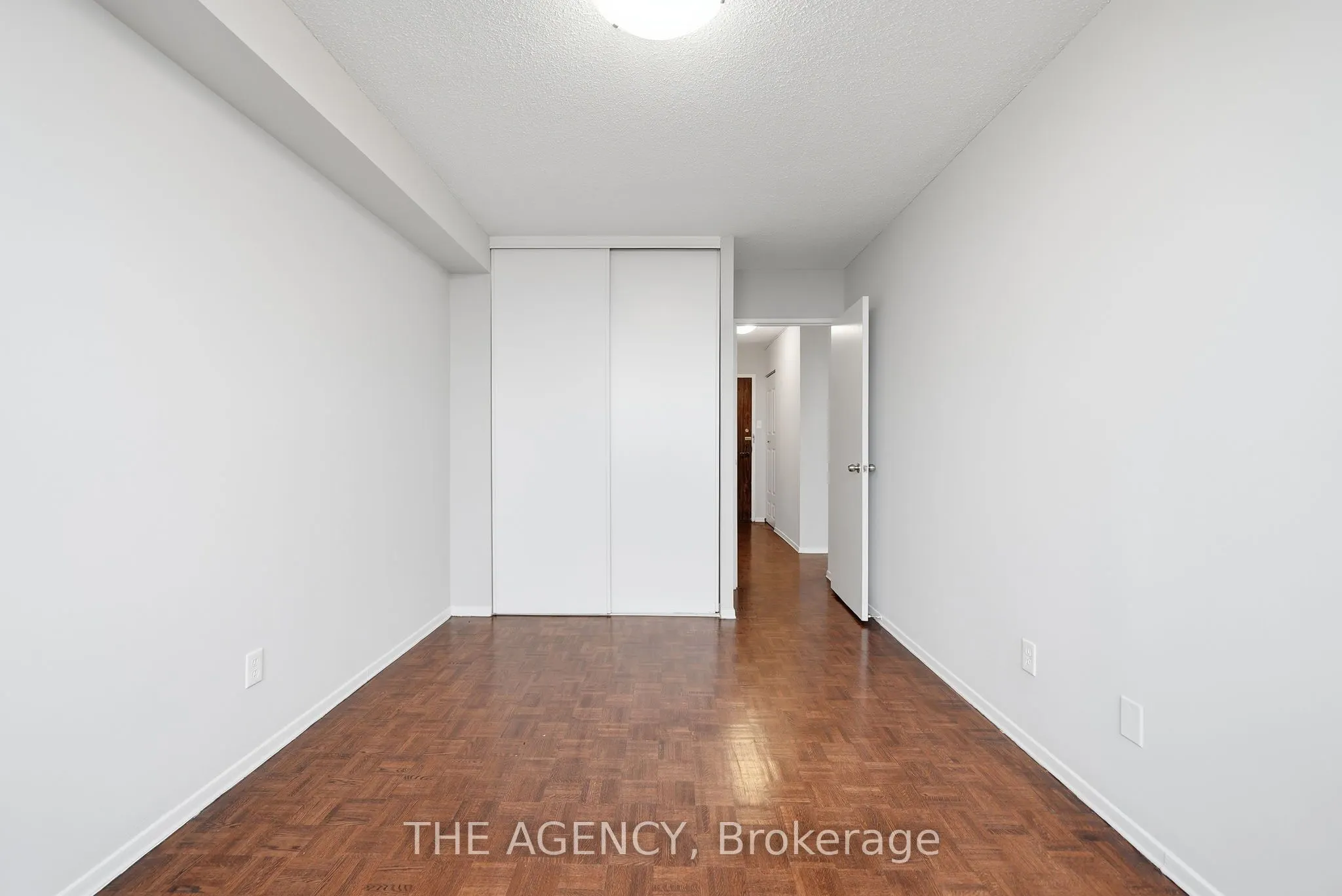 2350 Dundas Street W #1910A