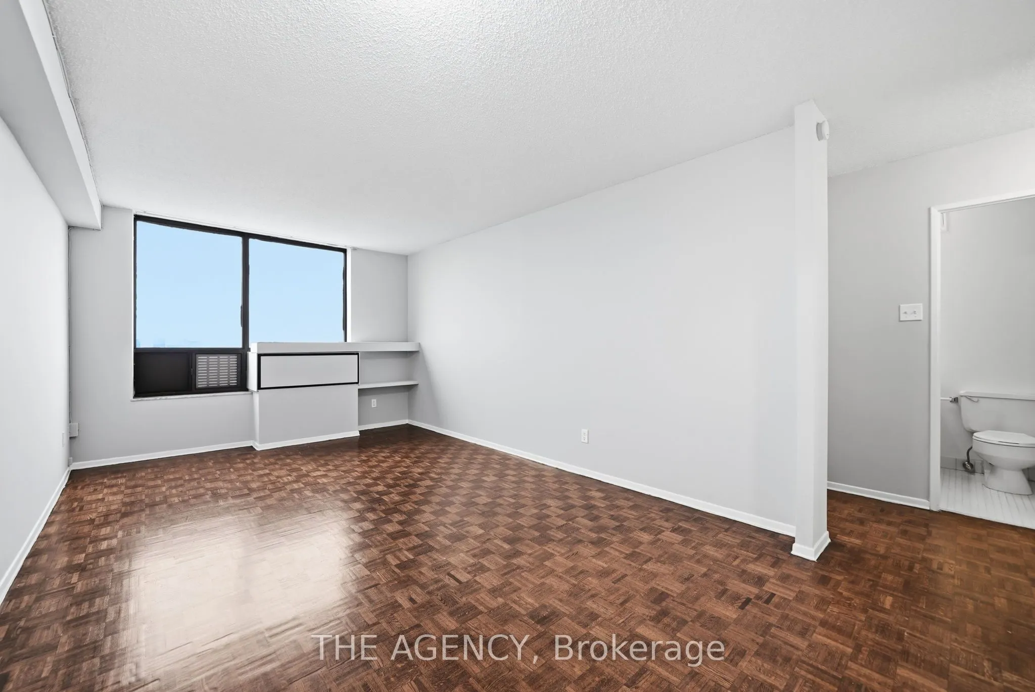 2350 Dundas Street W #1910A