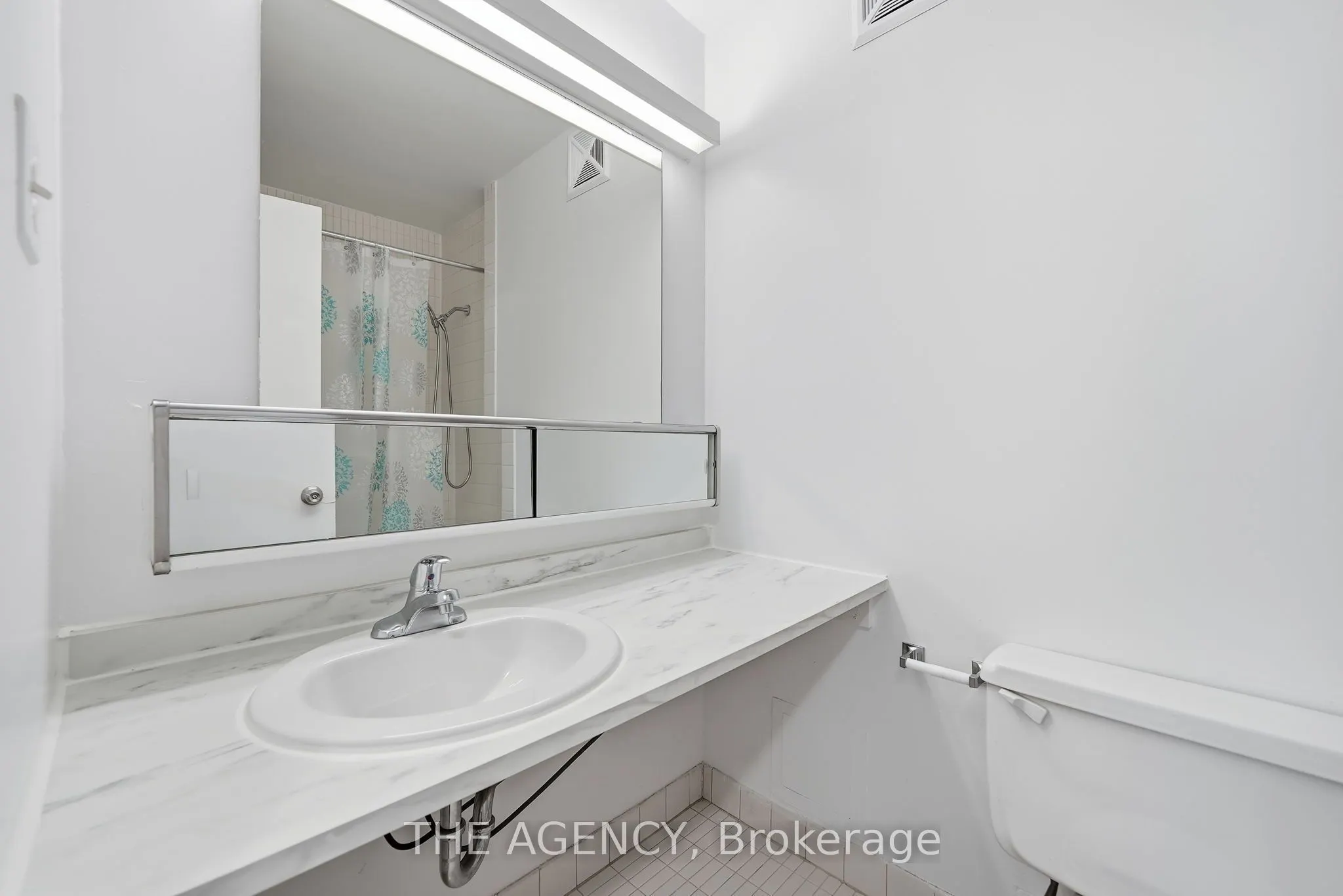 2350 Dundas Street W #1910A