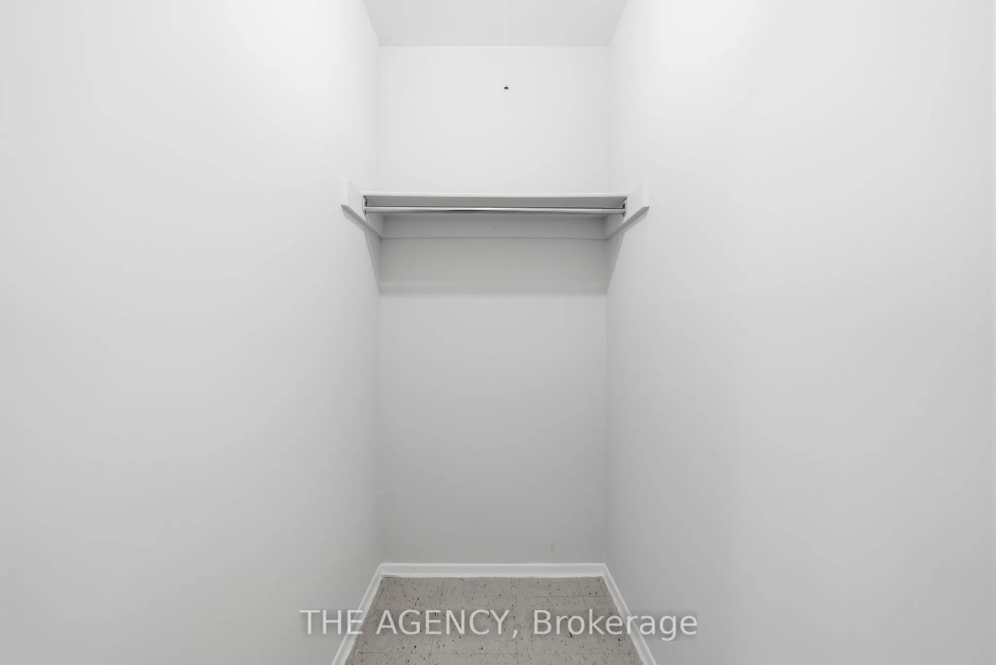 2350 Dundas Street W #1910A