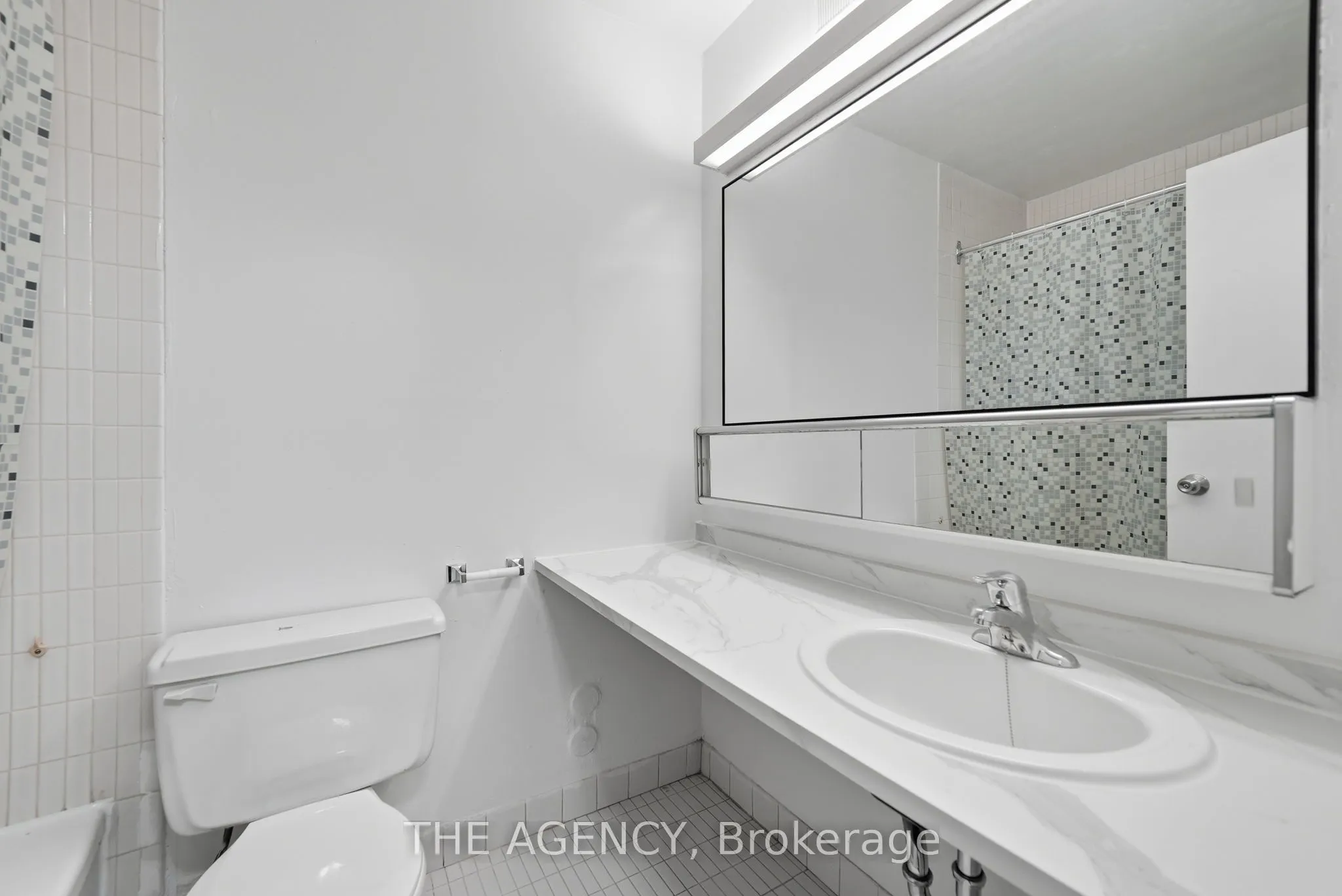 2350 Dundas Street W #2004A