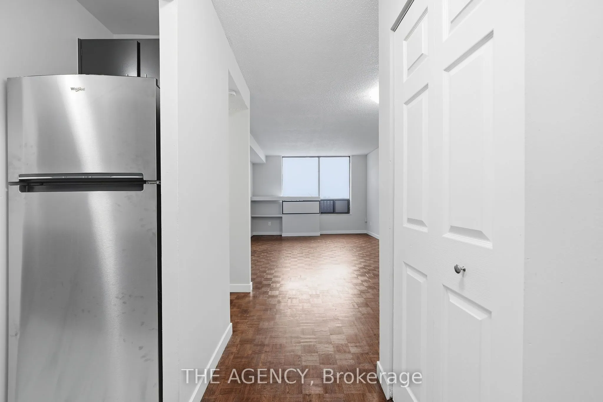 2350 Dundas Street W #2004A
