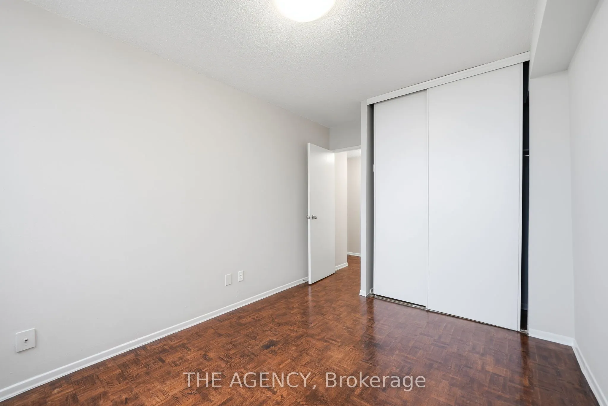2350 Dundas Street W #2204A