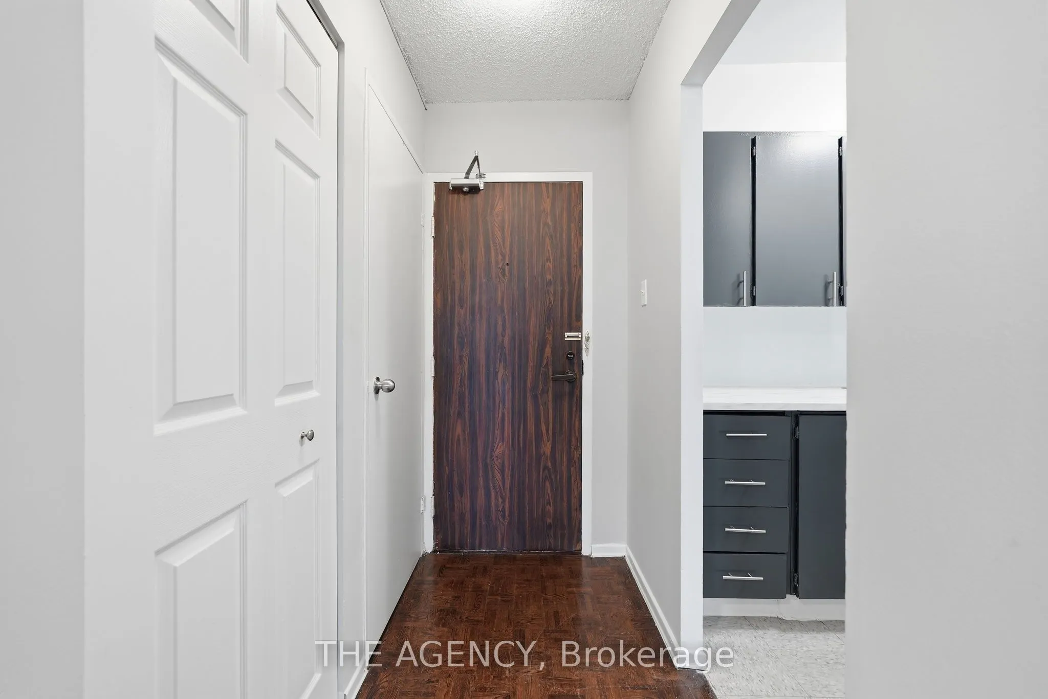 2350 Dundas Street W #2204A
