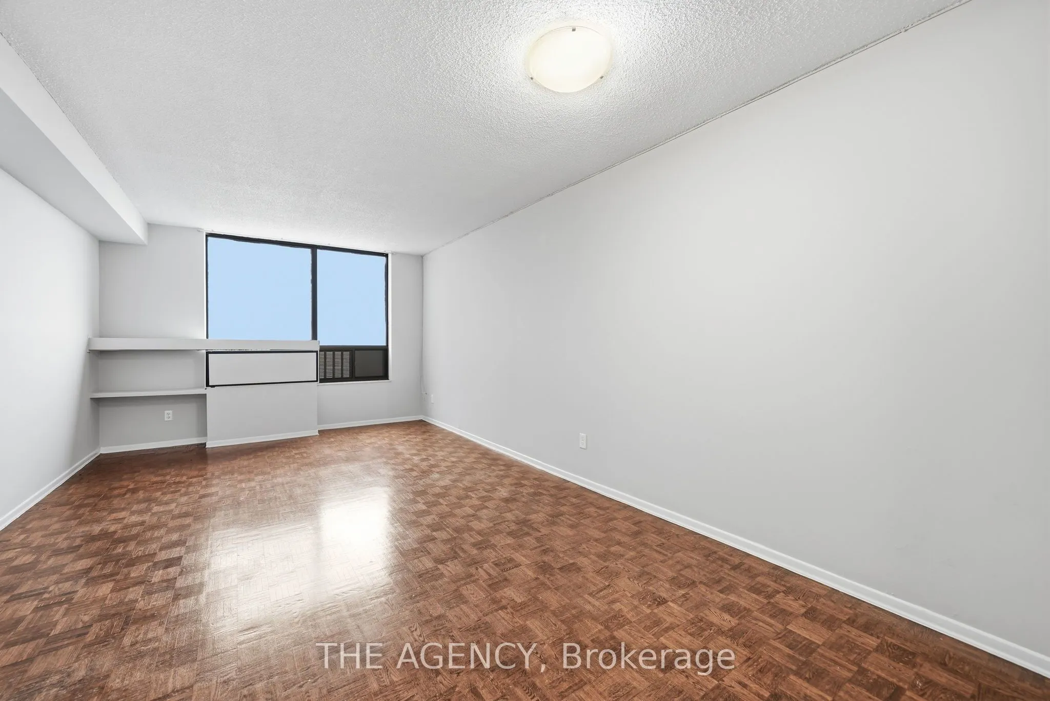 2350 Dundas Street W #2204A