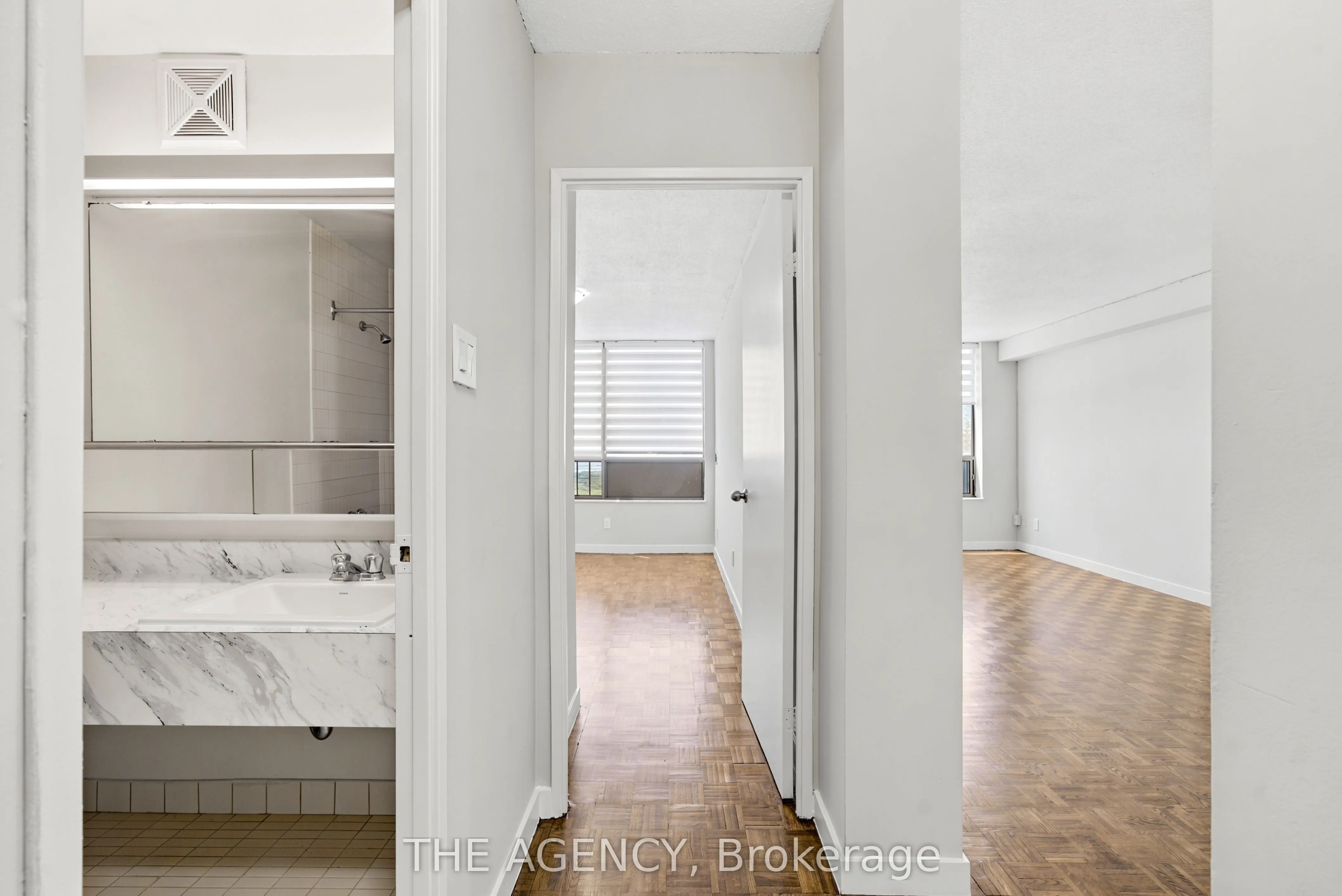 2350 Dundas Street W #2511A