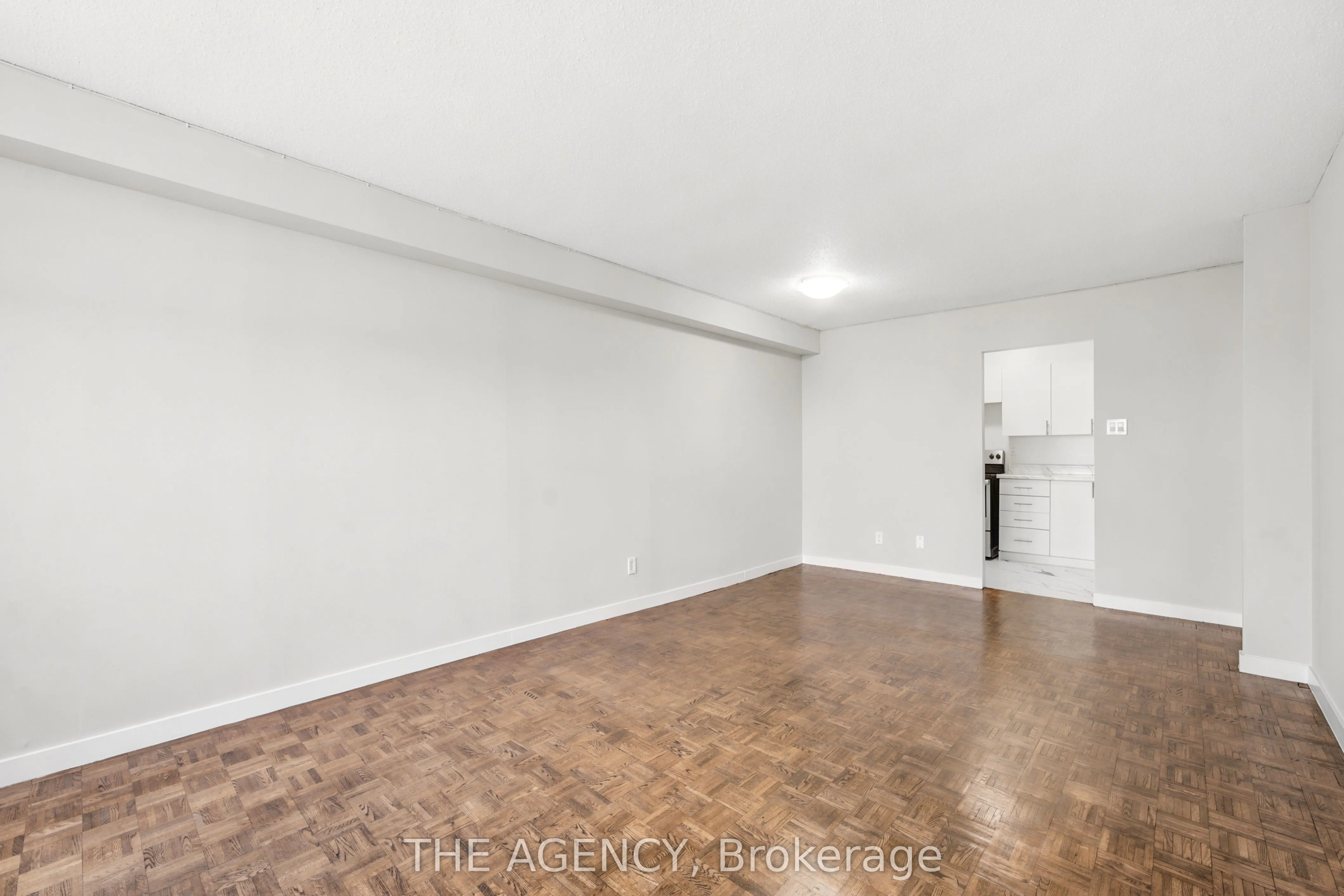 2350 Dundas Street W #2511A