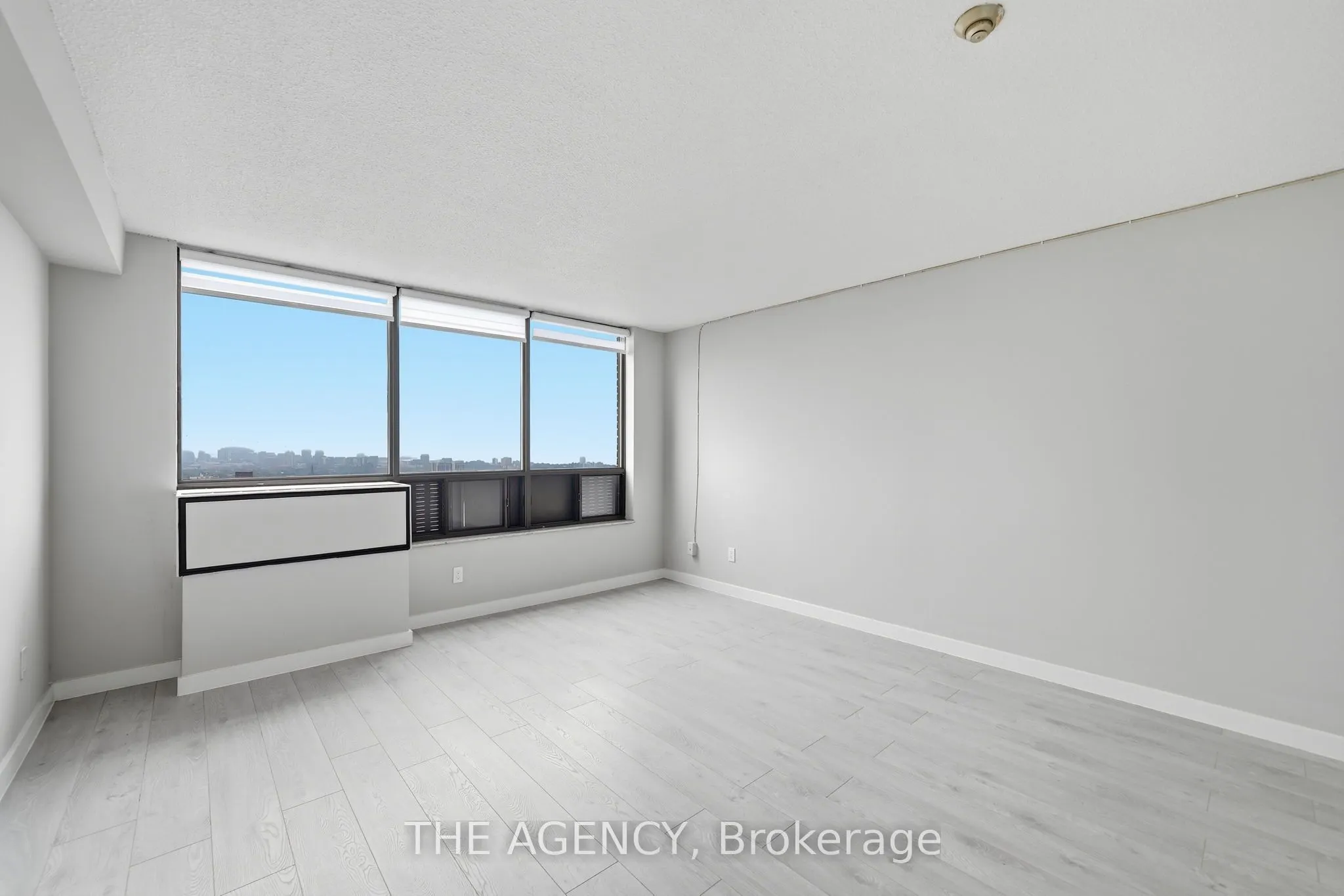 2360 Dundas Street W #2808B