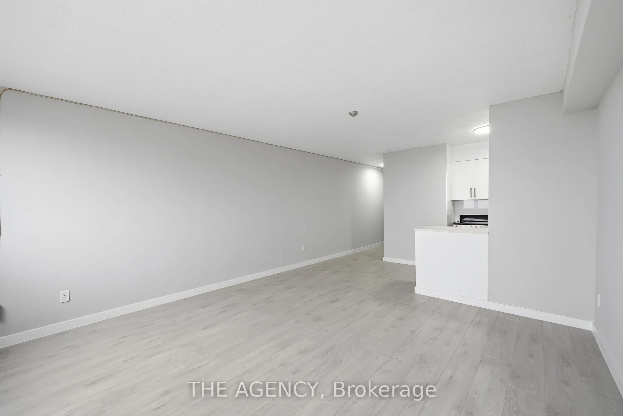 2360 Dundas Street W #2808B