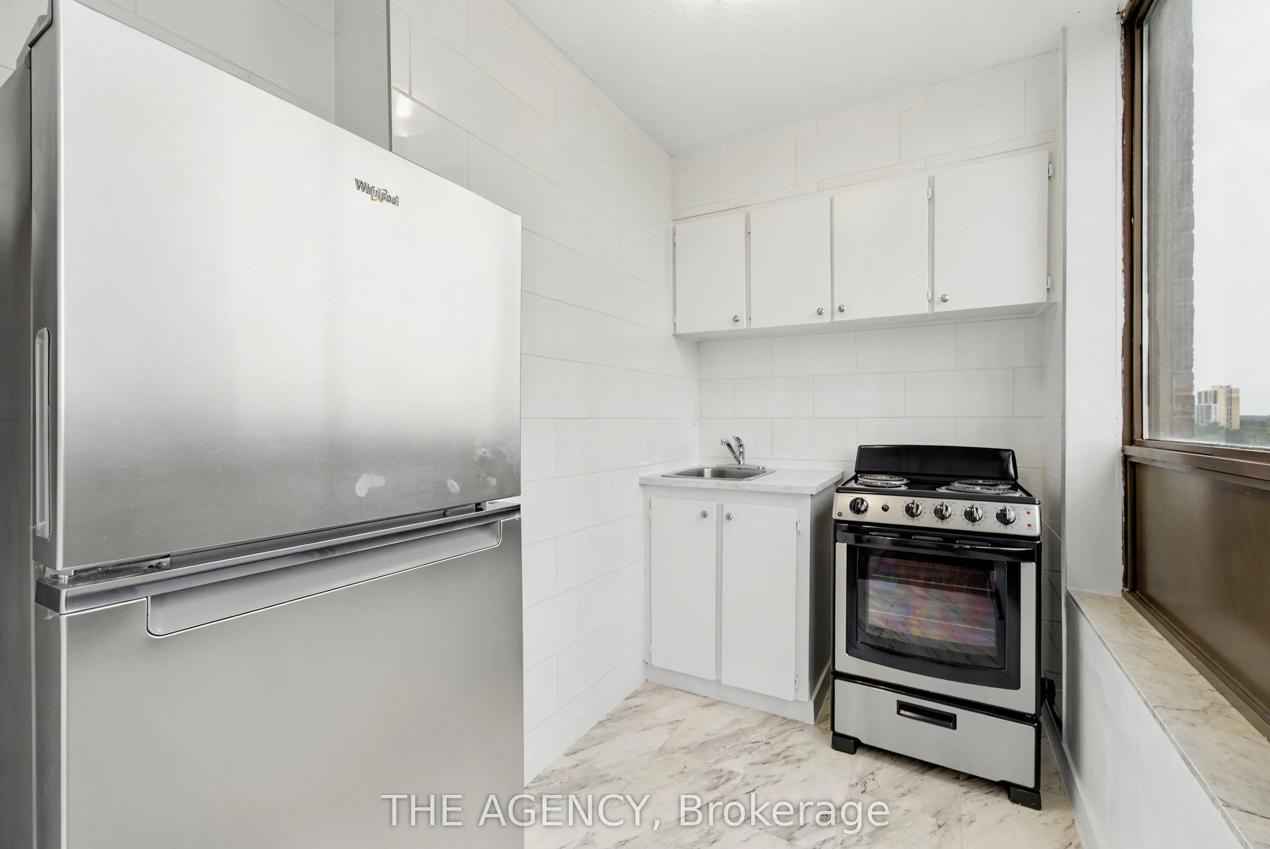 2360 Dundas Street W #1019B