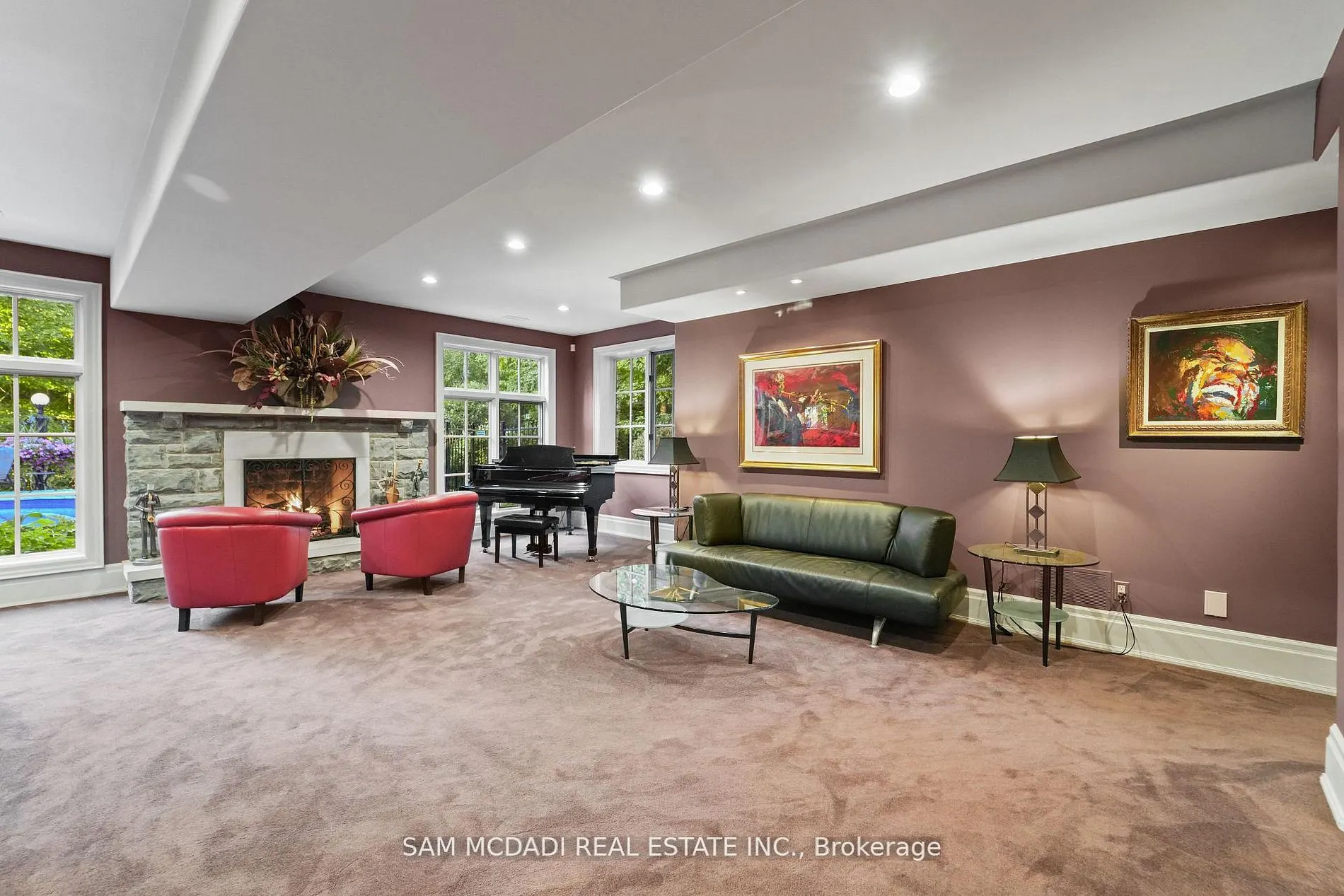 10140 Pineview Trail